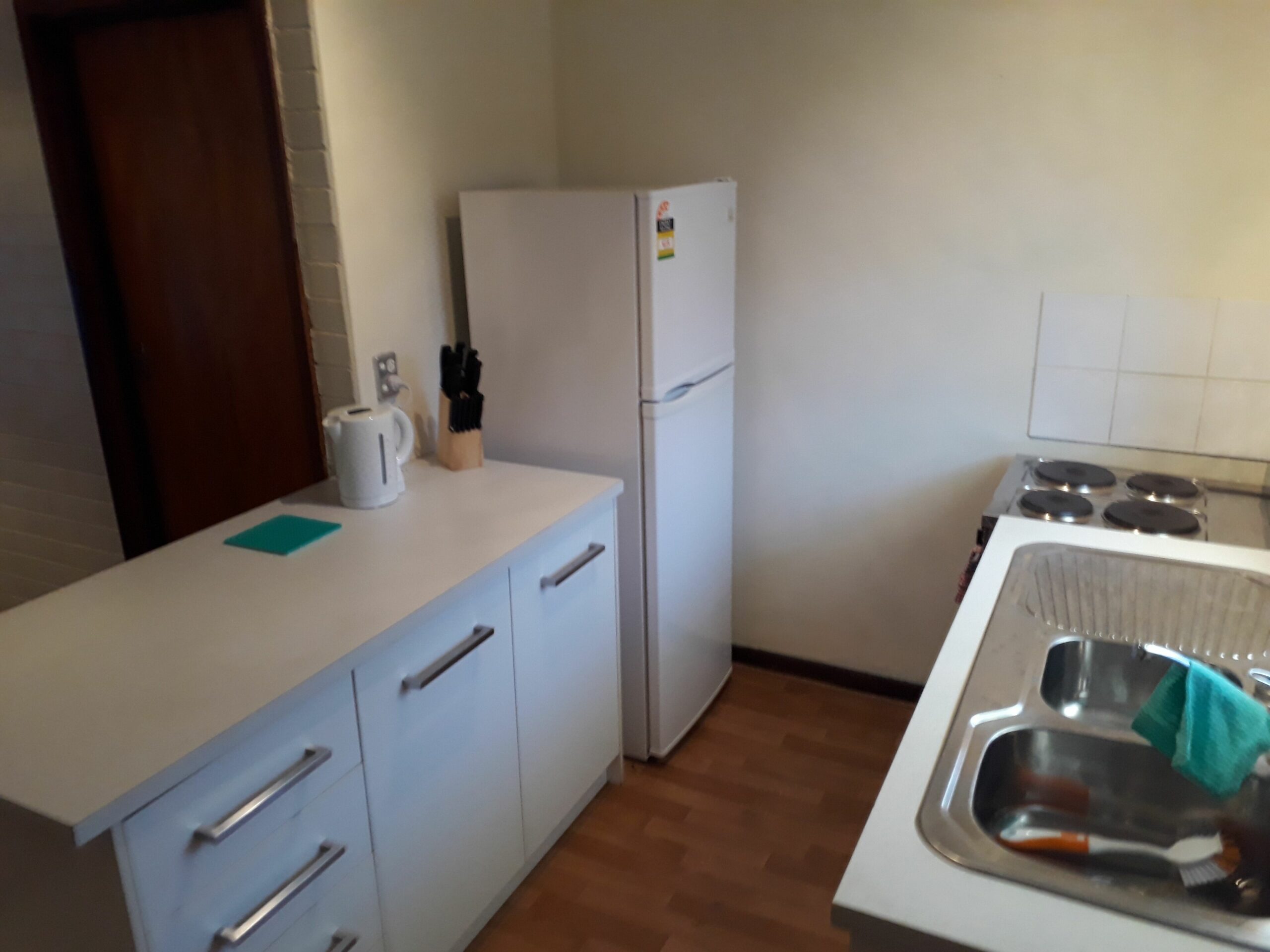 Affordable Apartment Close to the City, Cafes & Shopping