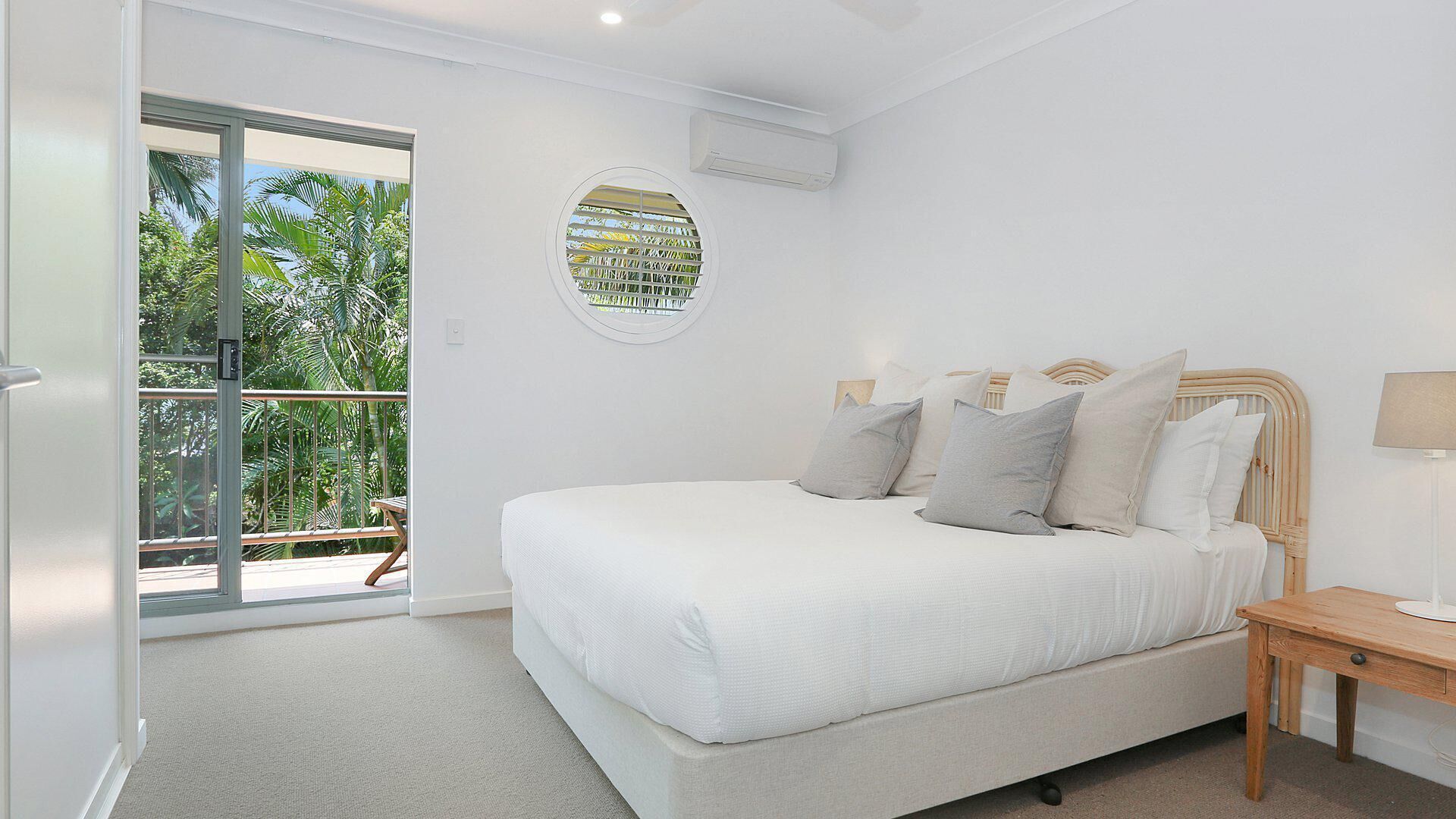 Byron Beachside 8 - Belongil Beachside Perfection! 15min Beach Walk to Town!