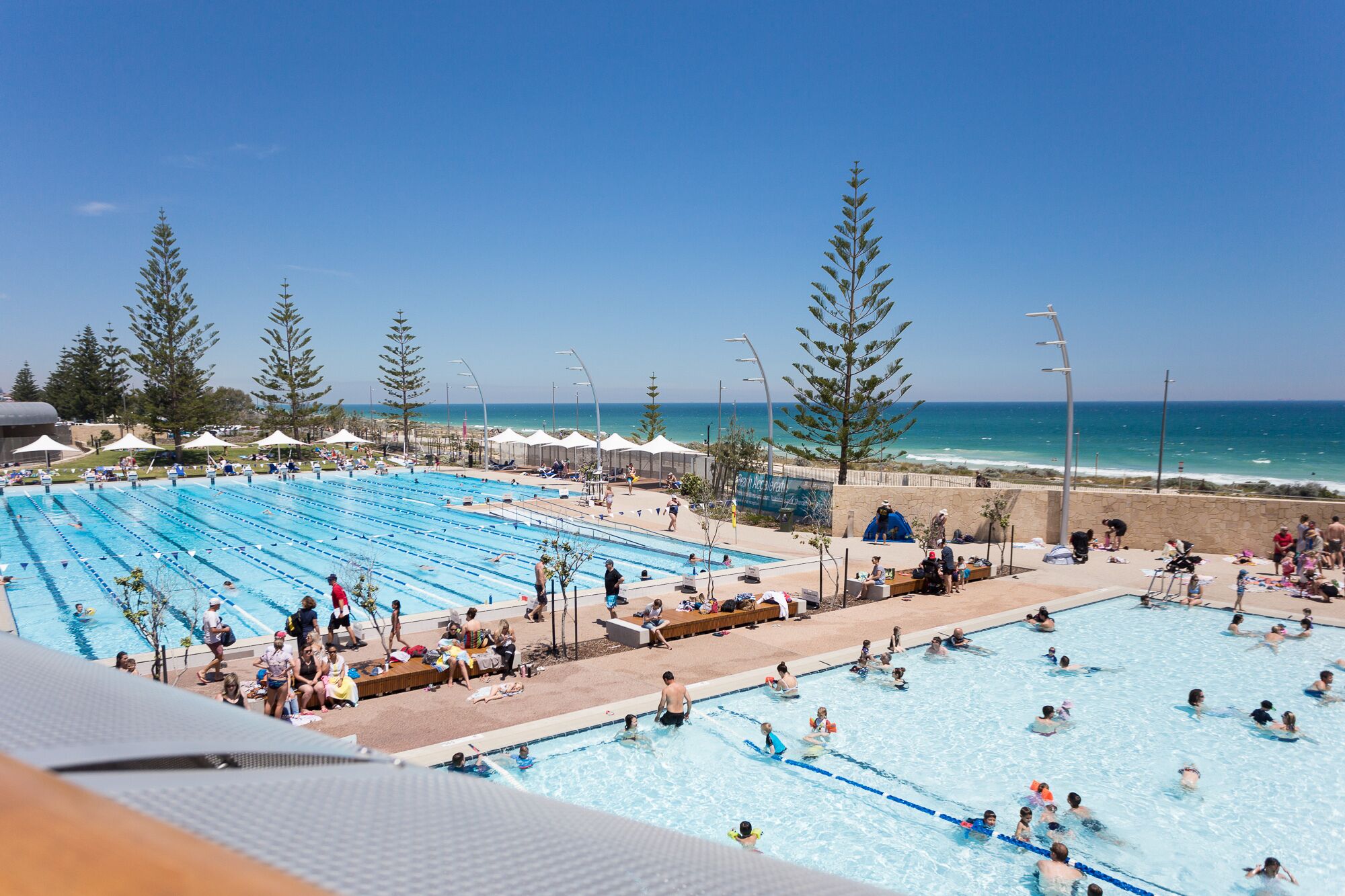 Comfortable 2 bed apartment on Scarborough Beach