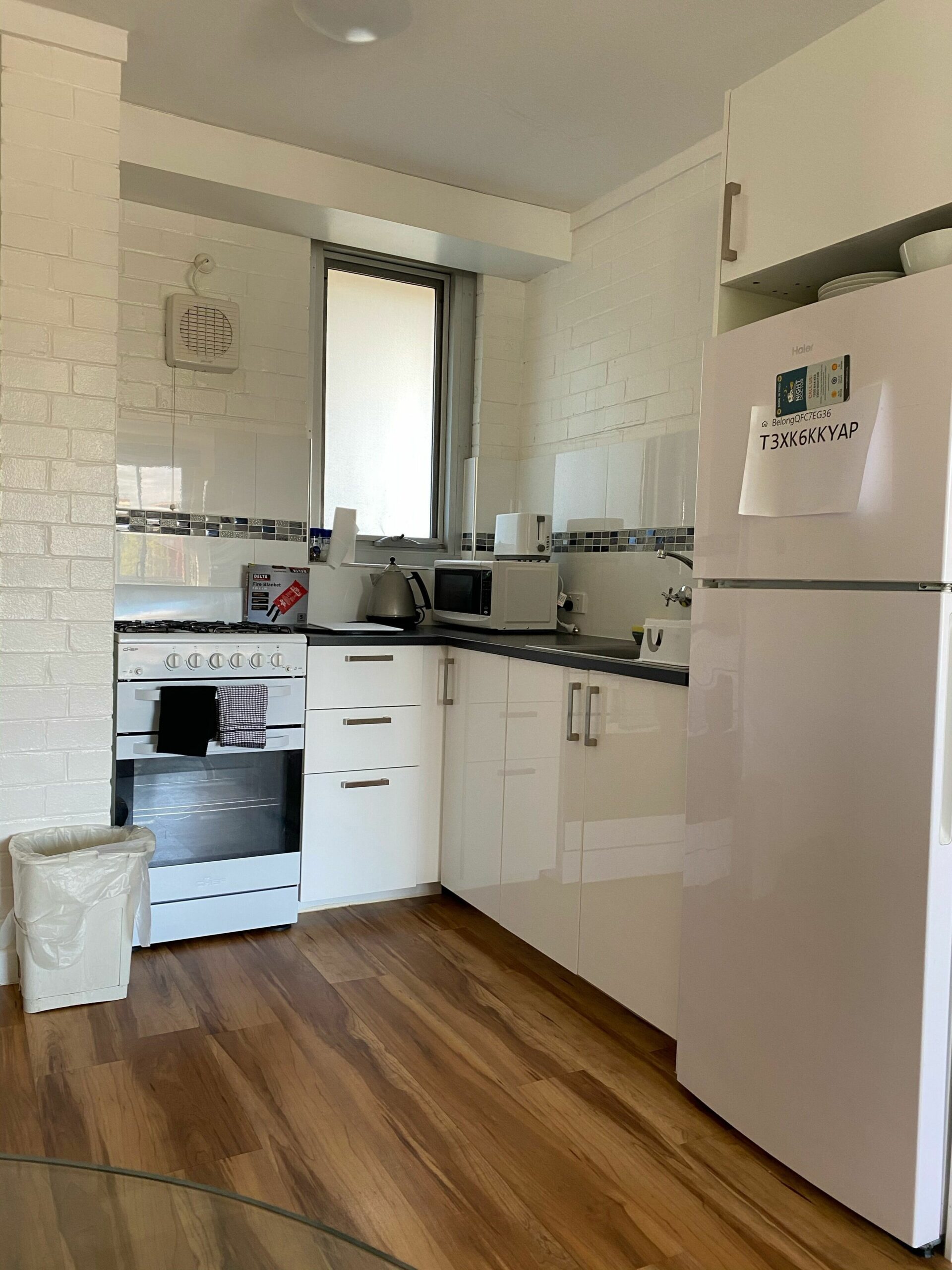 Sleeps 5 Great Location, Walk TO Everything IN Fremantle. Perfect Fifo