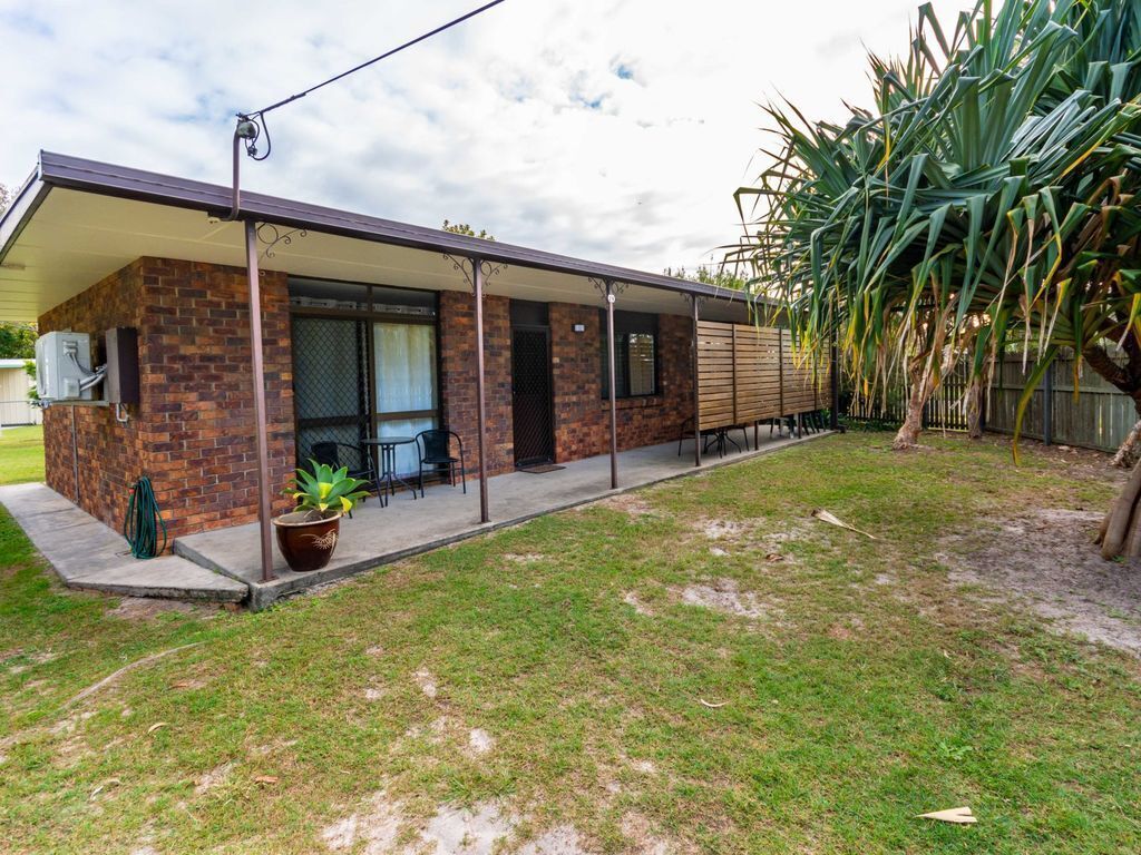 Dog Friendly Lowset Home With Room for a Boat, Wattle Ave, Bongaree