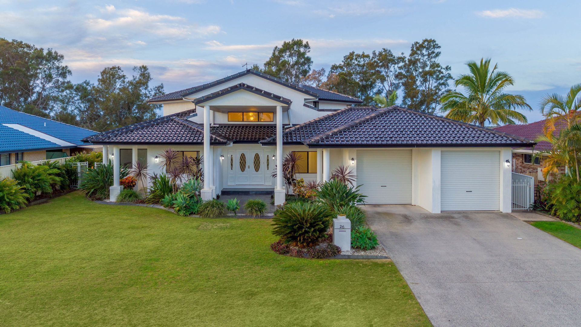 Taroona, Substantial House on the Banks of the River, Yamba