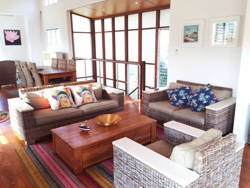 Pet Friendly Beach House Close to Gorge Walk