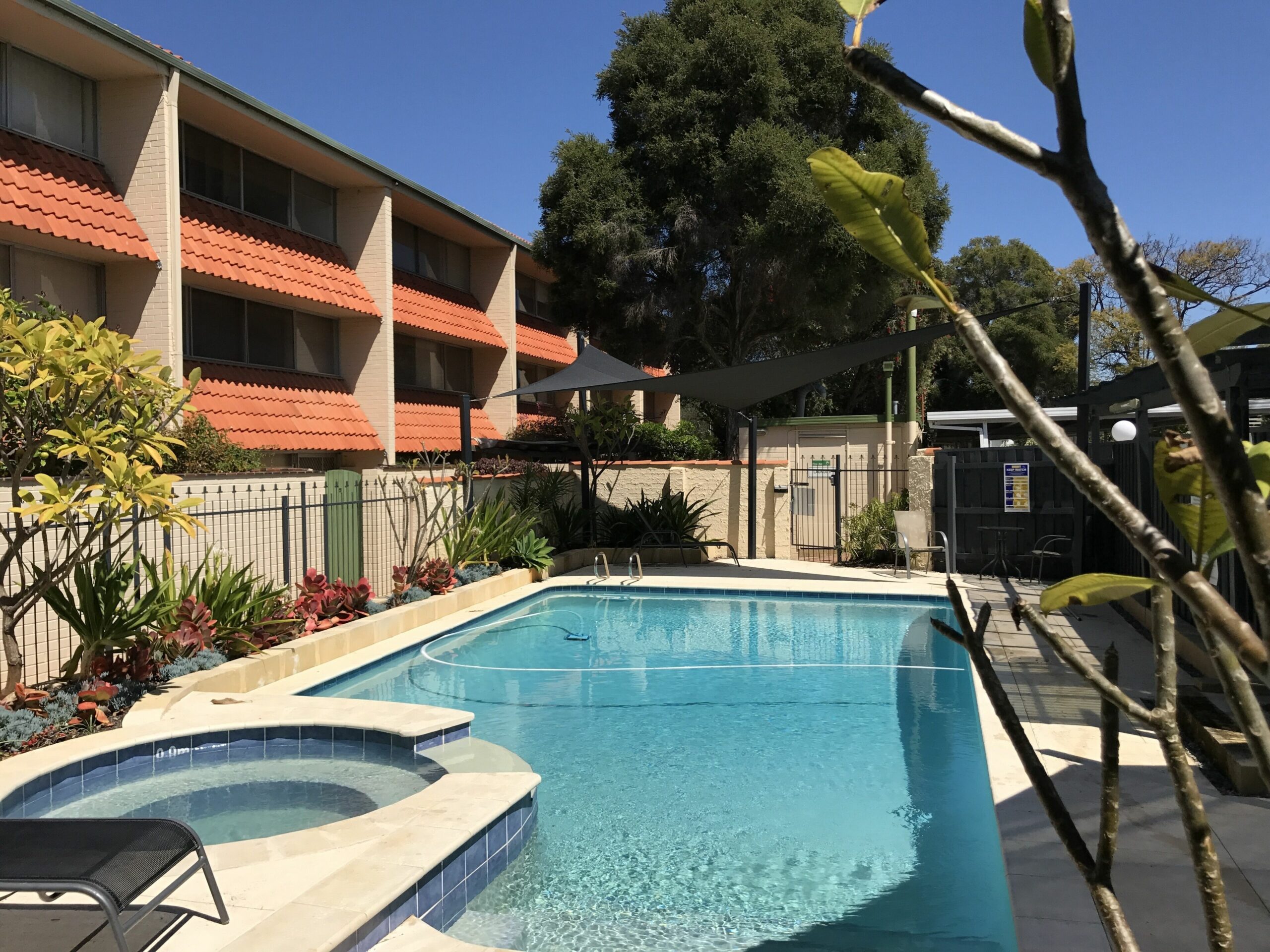 Rosalie Court Convenient to Kings Park & Perth City