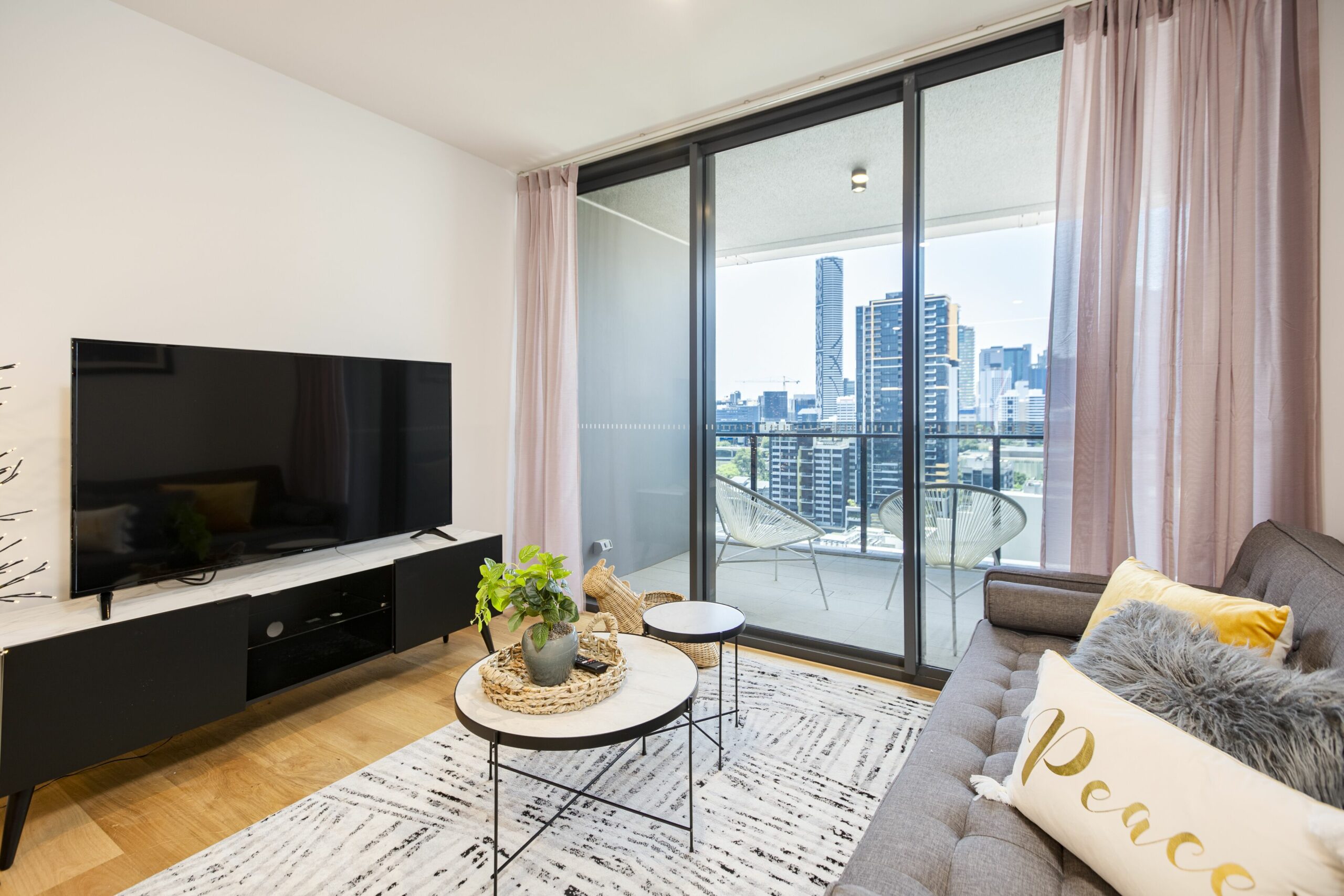 Brisbane One Apartments By SLife