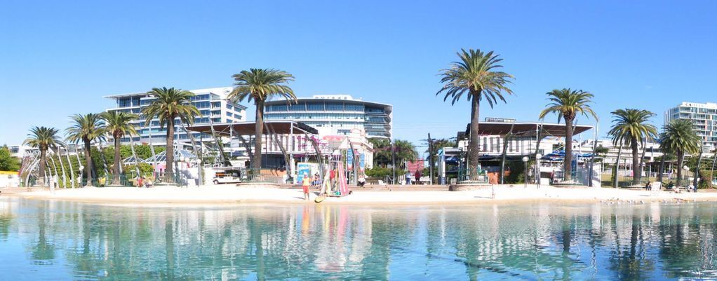 Elegant Water Front Apartment+parking@south Bank