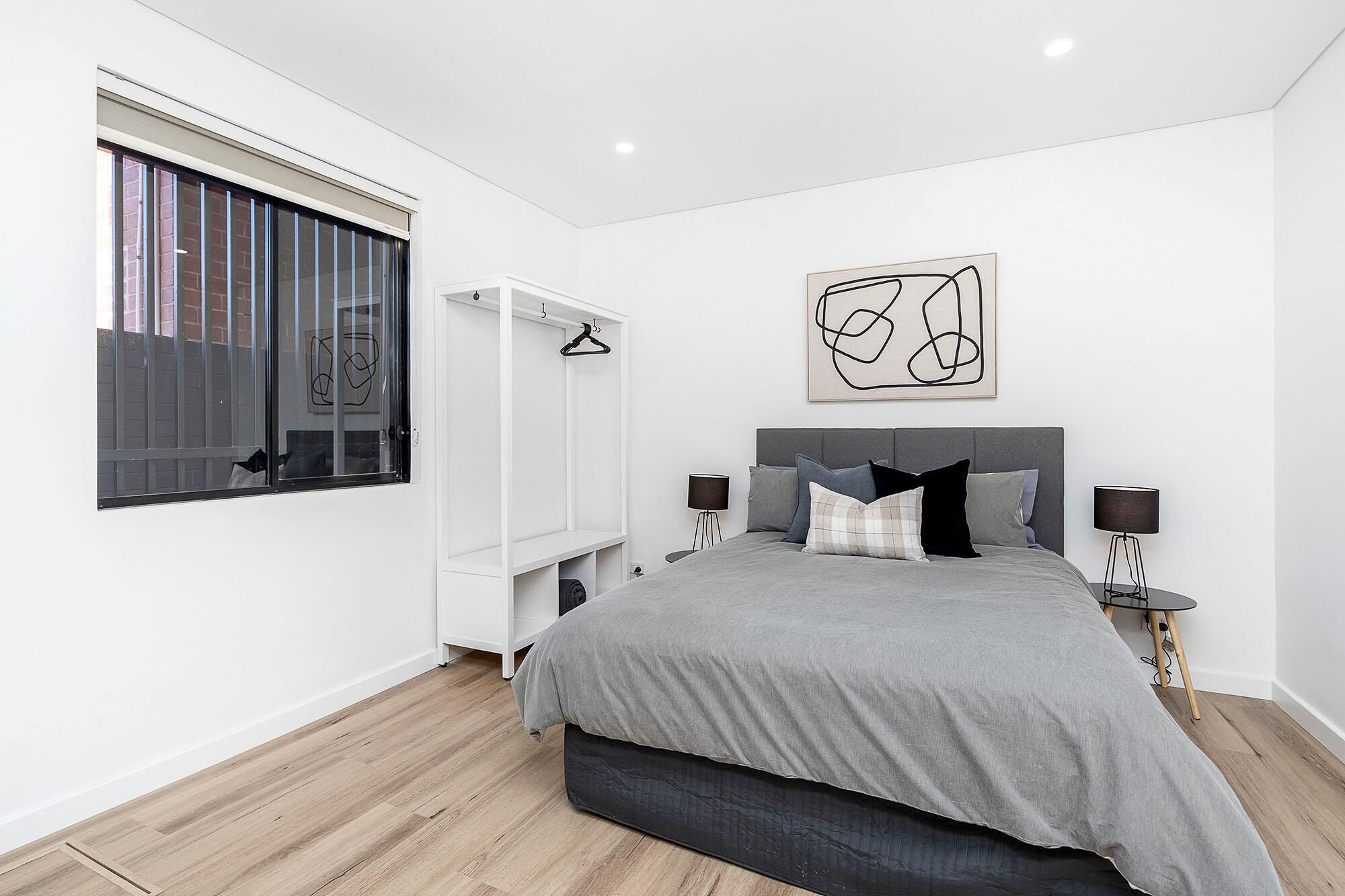 Welcome to This Newly Renovated Stylish and Simple Studio Located at East Victoria Park