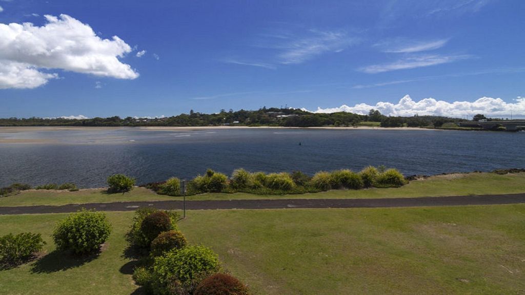 AQUA VISTA 2 - Stunning Water Views & Positioned on the Banks Of the Richmond River