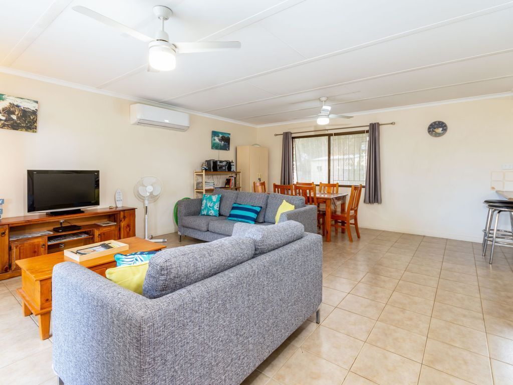 Dog Friendly Lowset Home With Room for a Boat, Wattle Ave, Bongaree