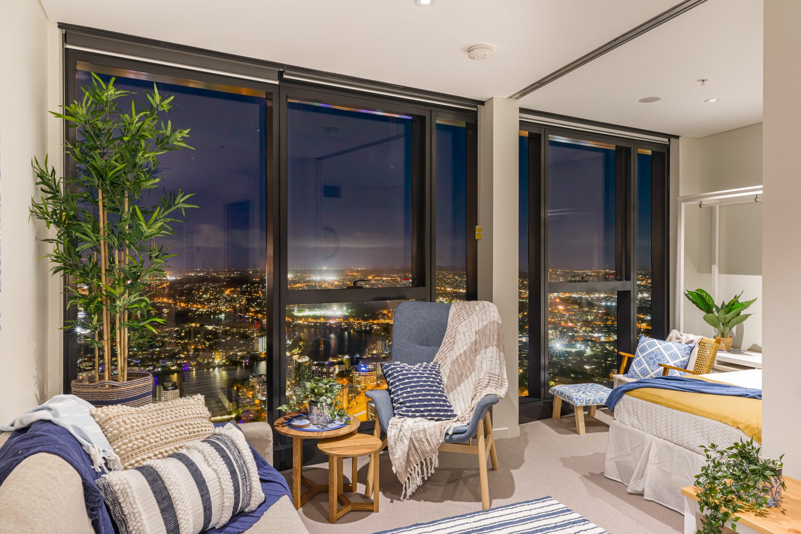 Hamptons Retreat on Level 77 Skytower