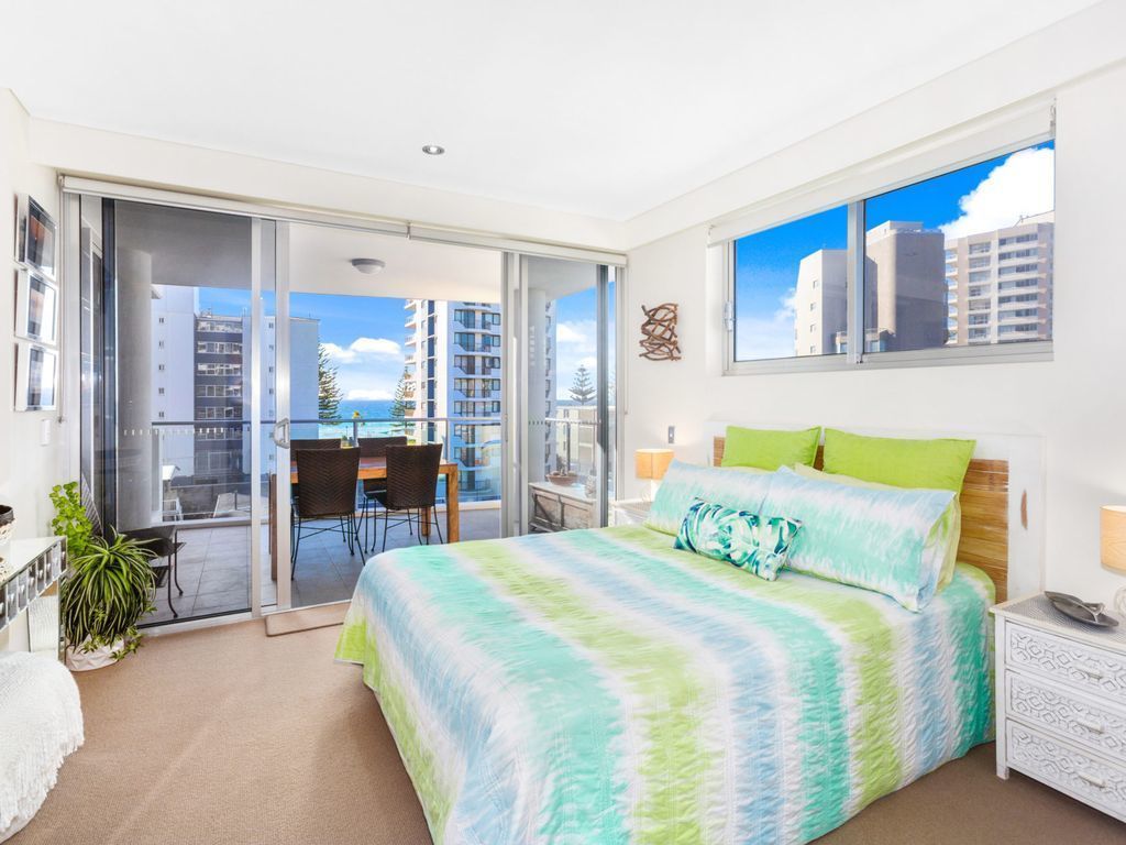 Eden Apartments Unit 501 Modern 2 bedroom apartment easy walk to Greenmount Beach and Rainbow Bay