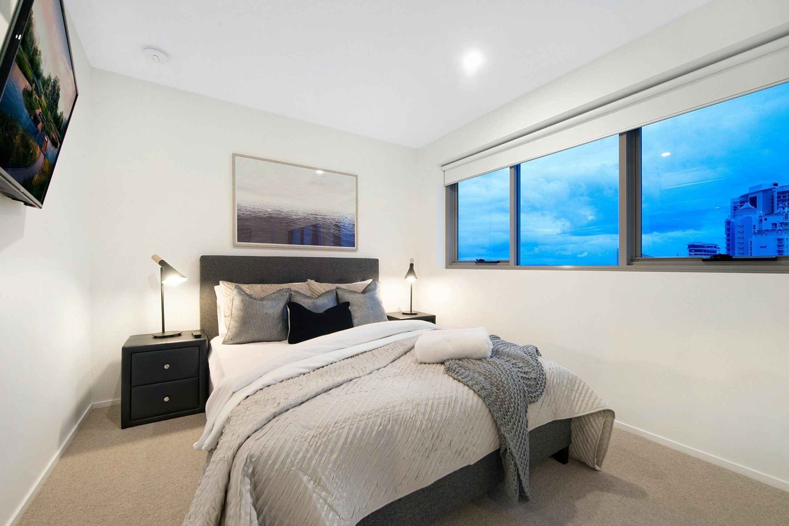 NEO Apartments - Holidays Gold Coast