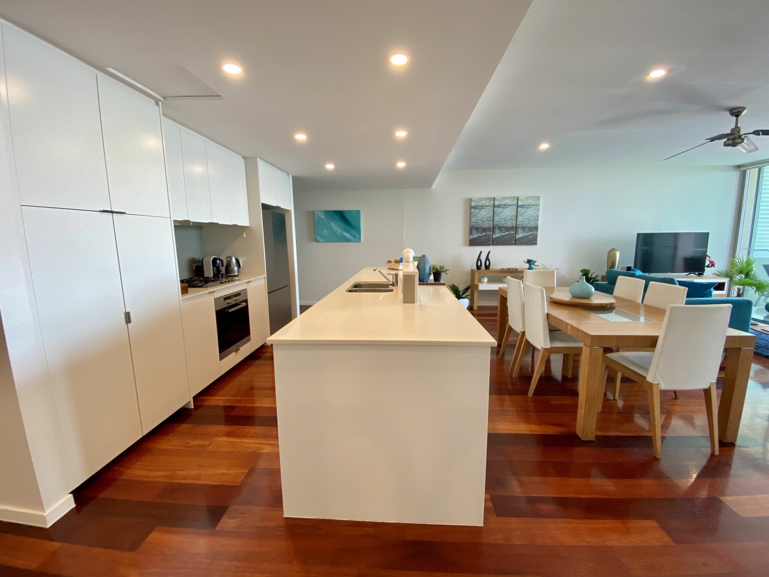 Absolute Beachfront - Cabarita Beachfront - Ocean Views - 3 Bed Apartment