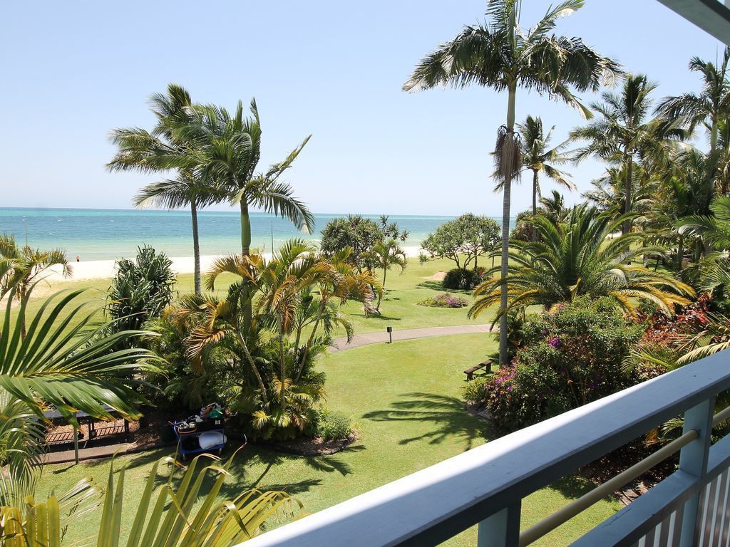 Tangalooma Beachfront Villa 7