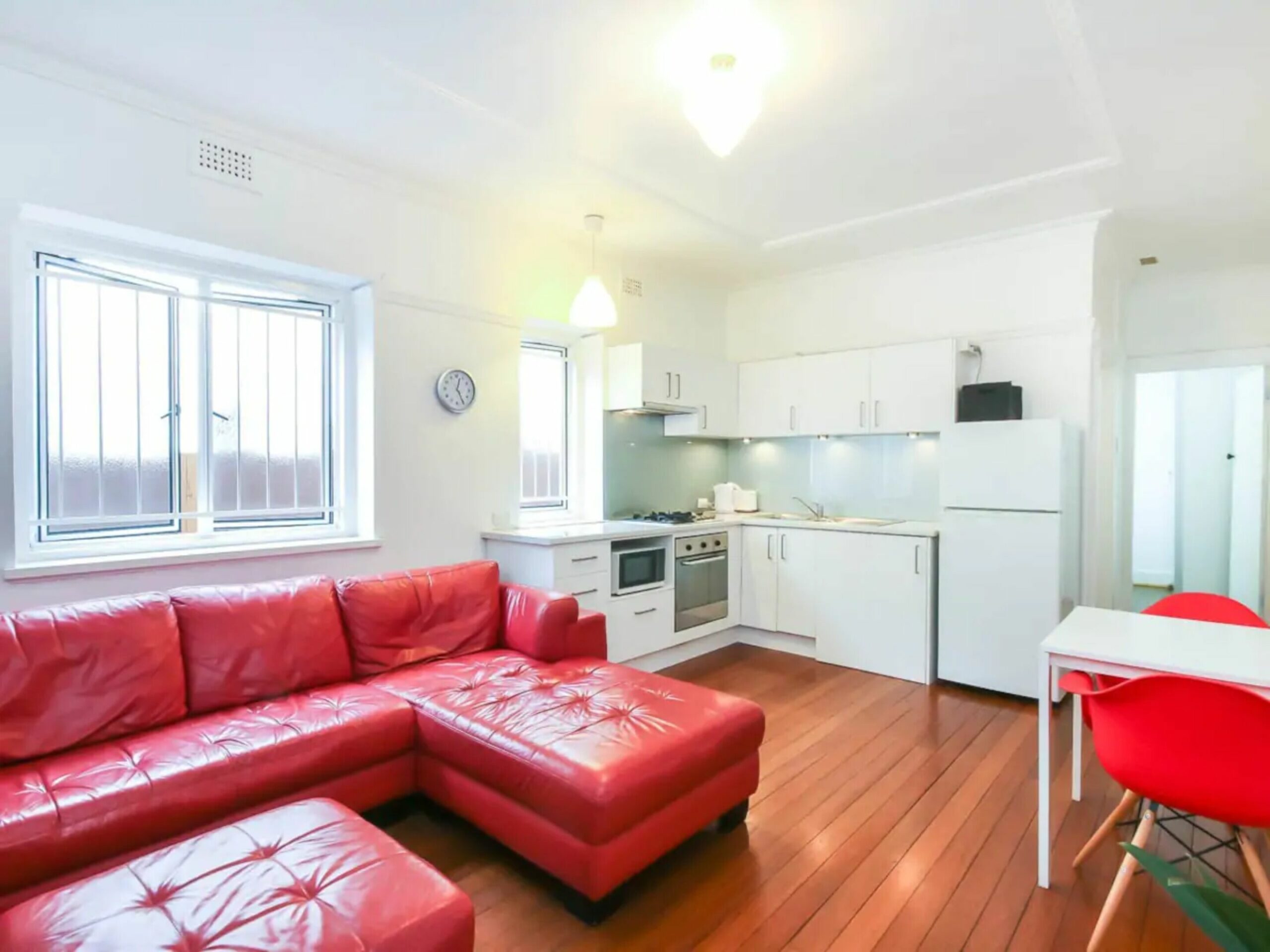 Quiet 1 Bedroom Apartment 5 Minutes From CBD