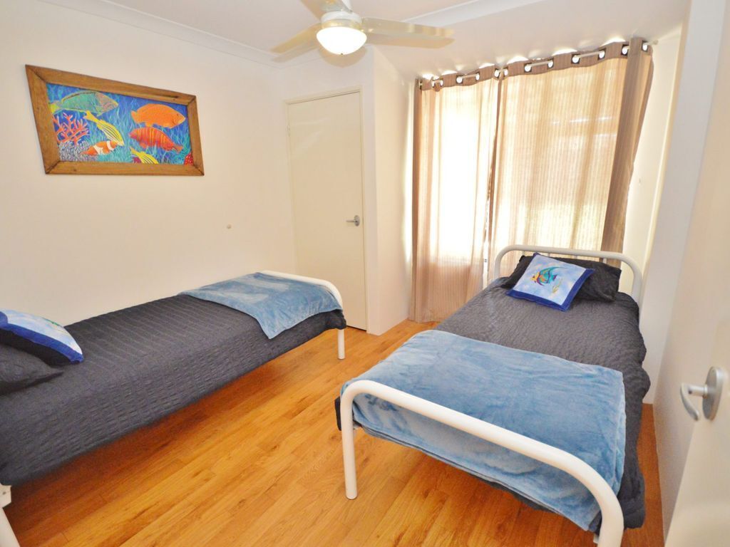 Only 5 Mins From Blue Holes Beach + Bonus Free Wifi is Available