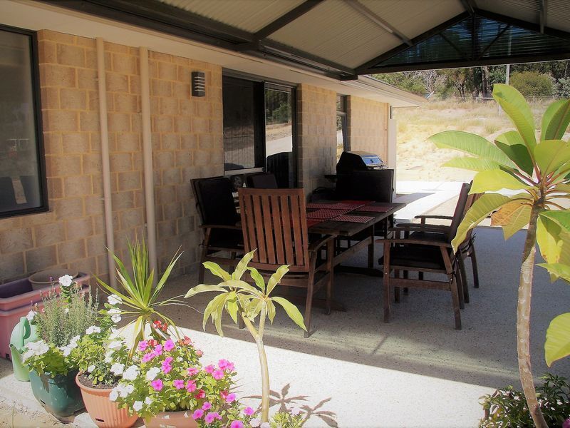 Birdsong - holiday home in Perth