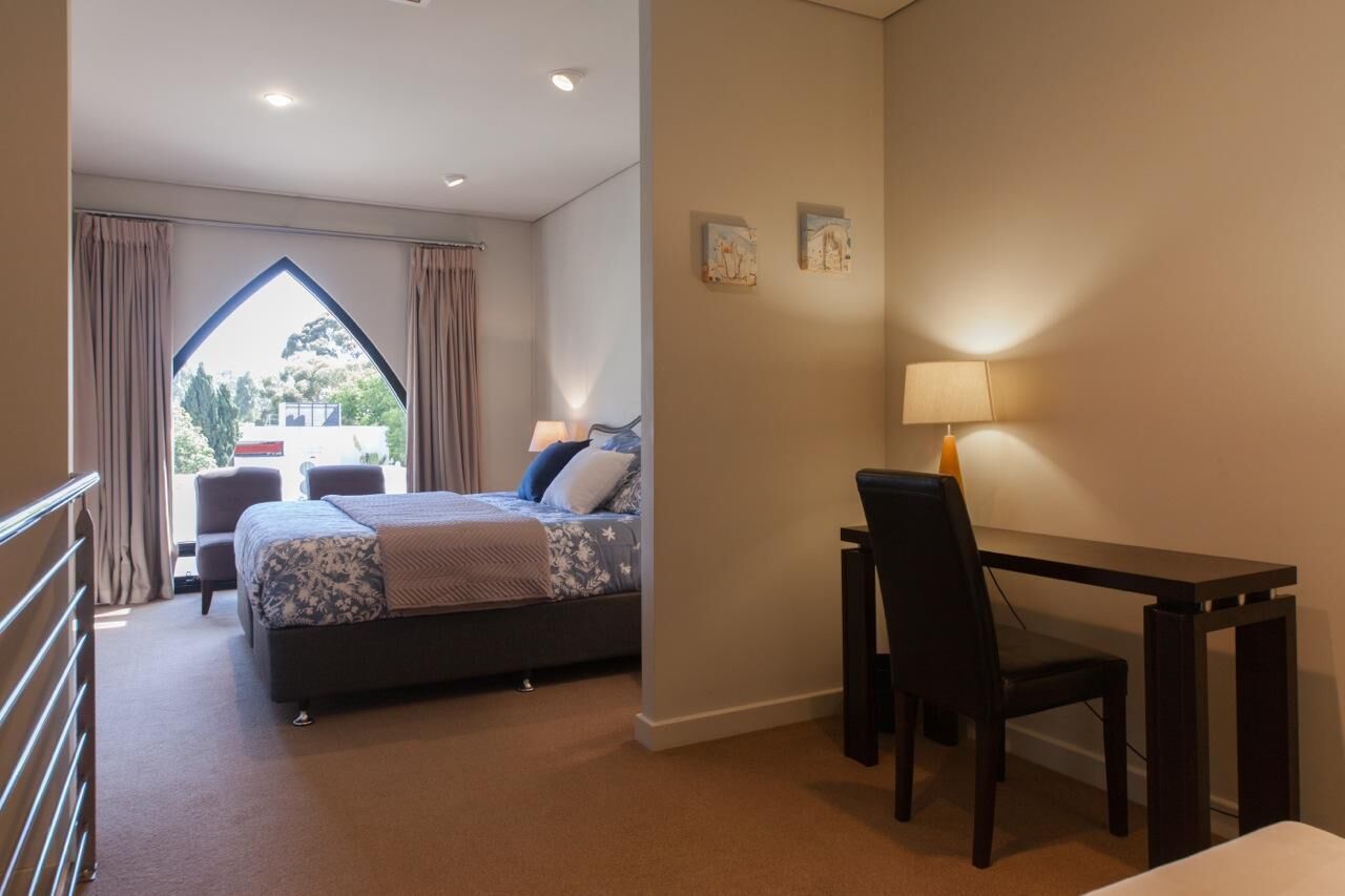 Executive Style First Floor Apartment With Large Alfresco Balcony