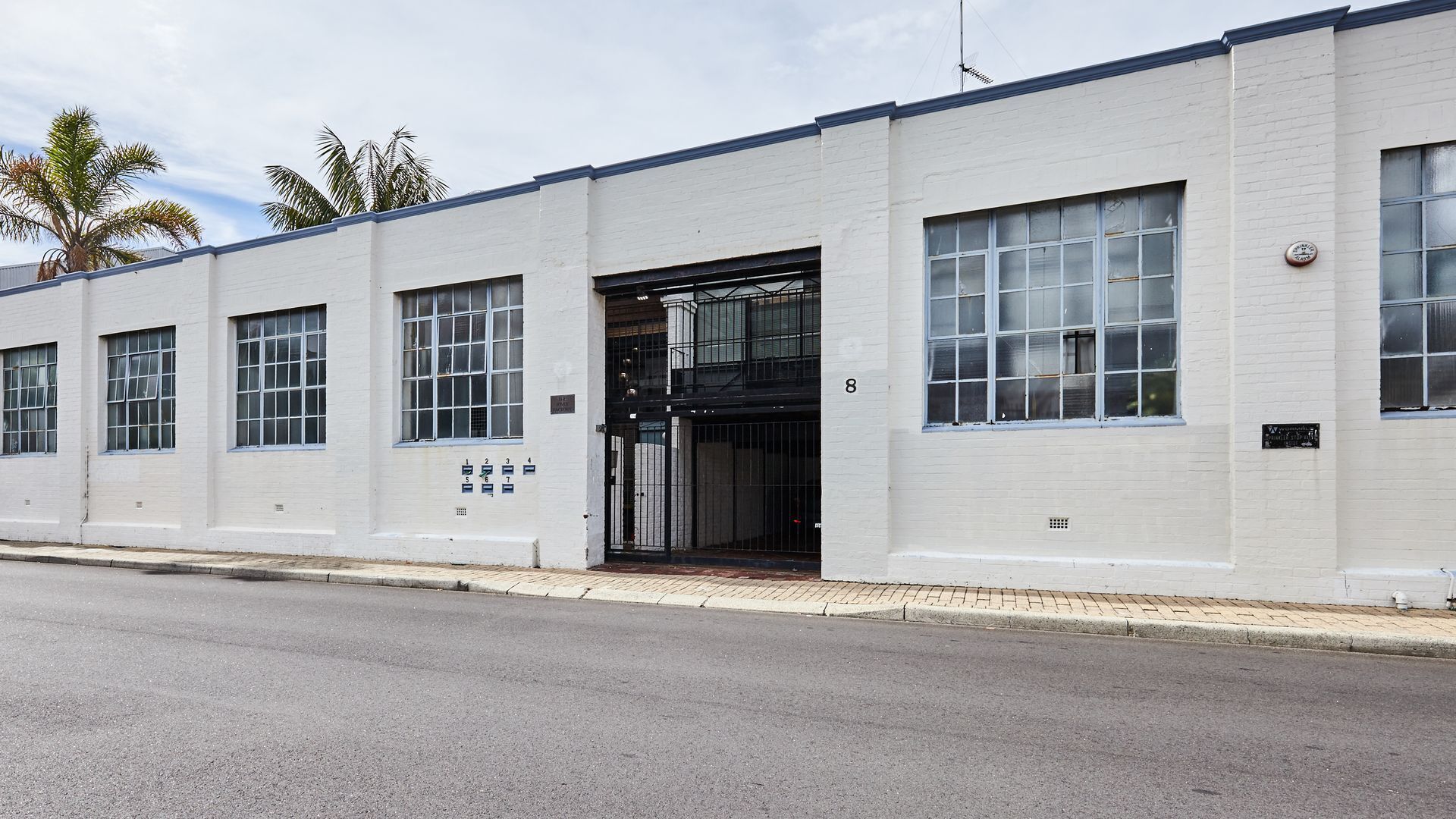 The Old Joyce Factory Loft Apartment