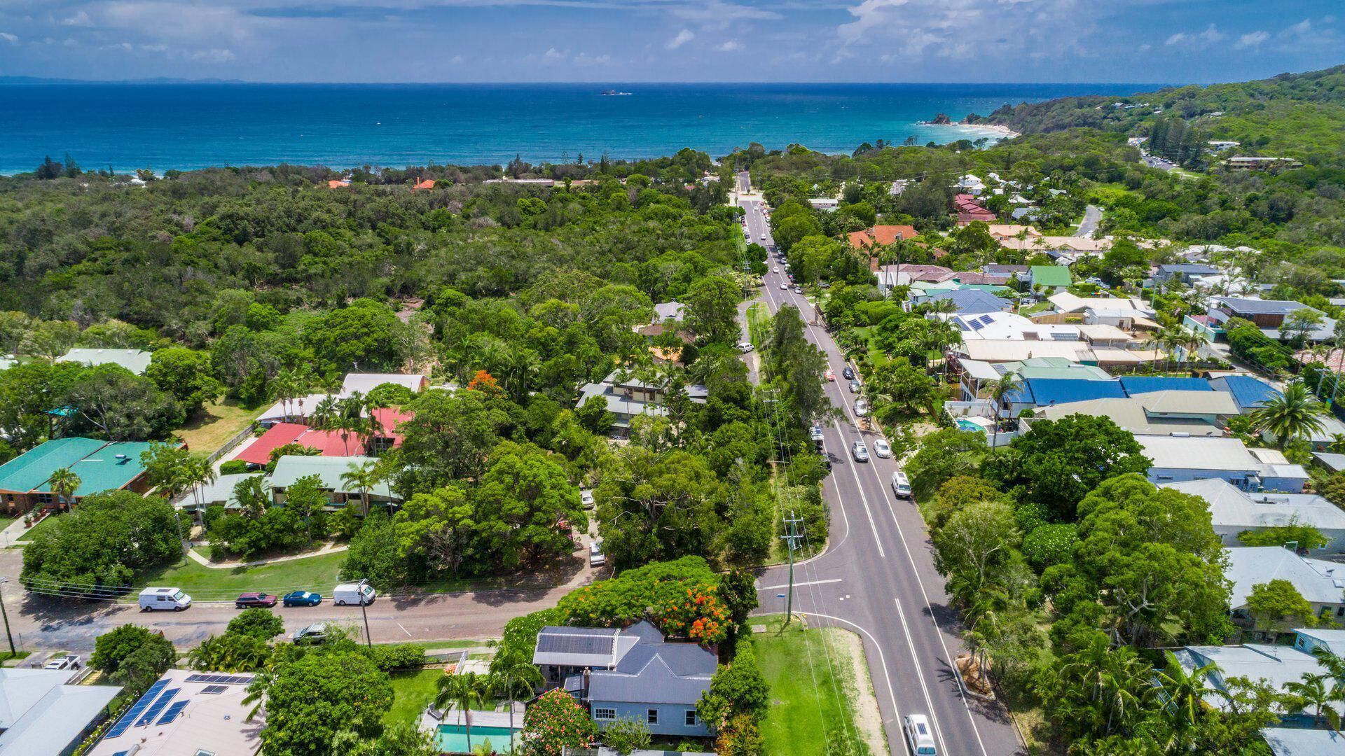 Beluso - Byrons Best Beaches, Cafes and Stores Literally on Your Doorstep. Perfectly Located!