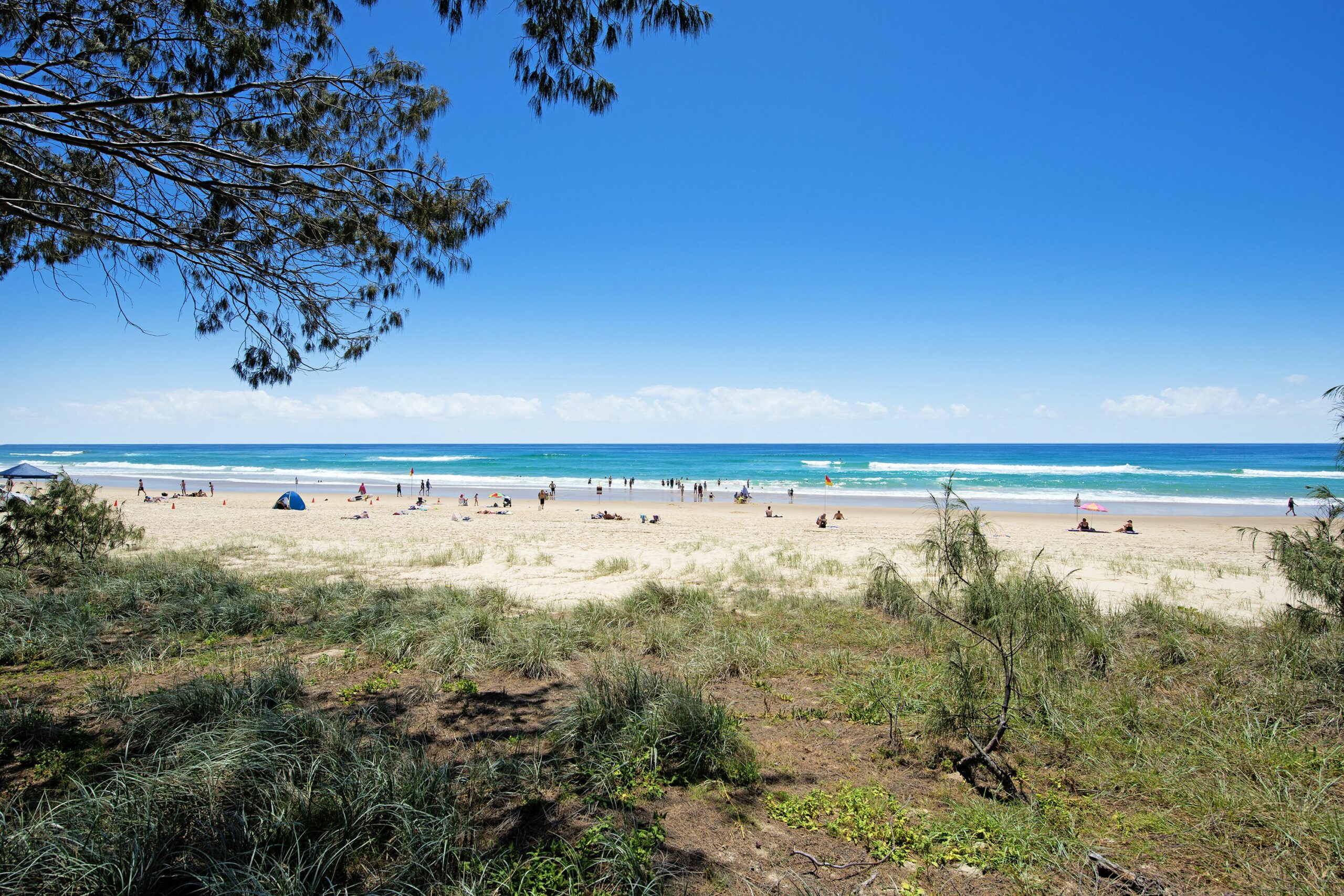 ABSOLUTE BEACHFRONT 2 bed <br>IMPERIAL. SURF,   SURFERS PARADISE