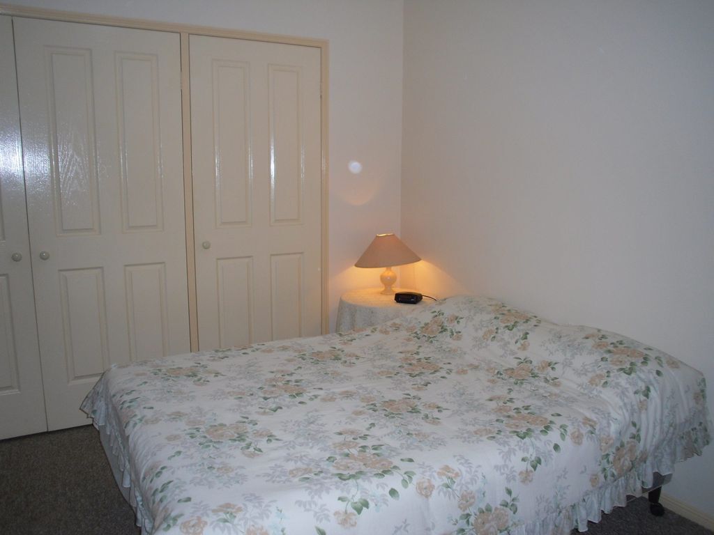 Ground Floor, Family Unit on the Canal With Free Wifi!