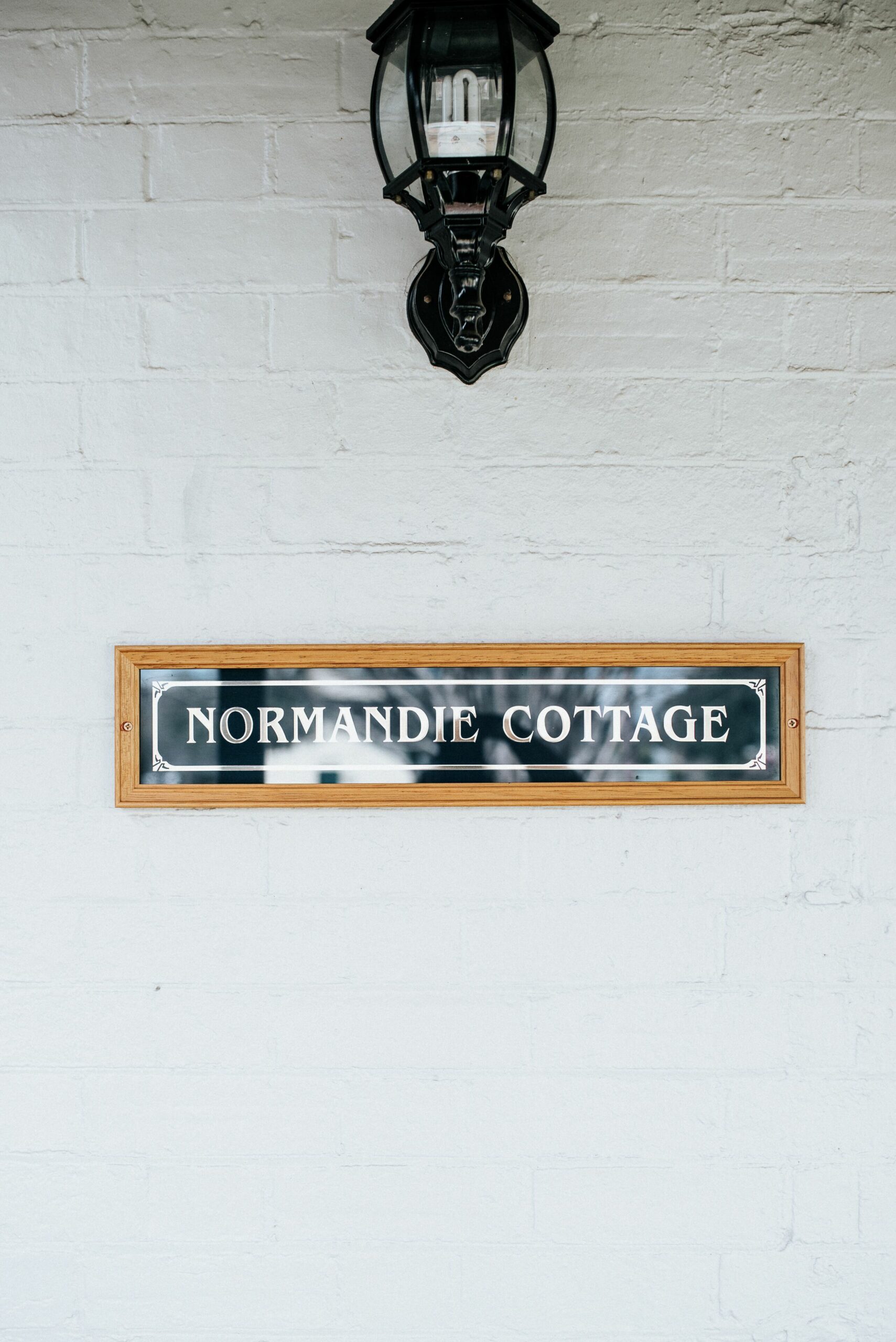 "Normandie Cottage Mudgee” 1930s home in the heart of town! Pet Friendly