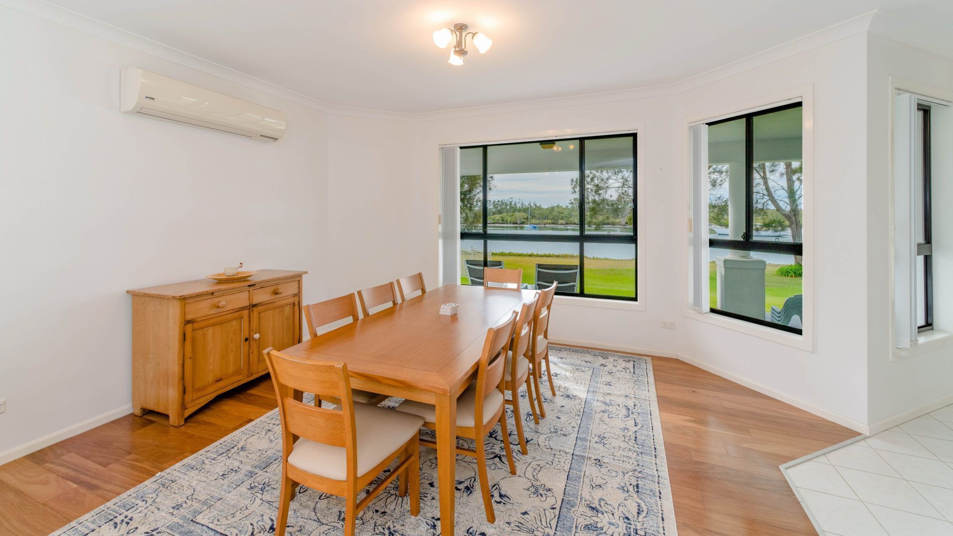 Taroona, Substantial House on the Banks of the River, Yamba