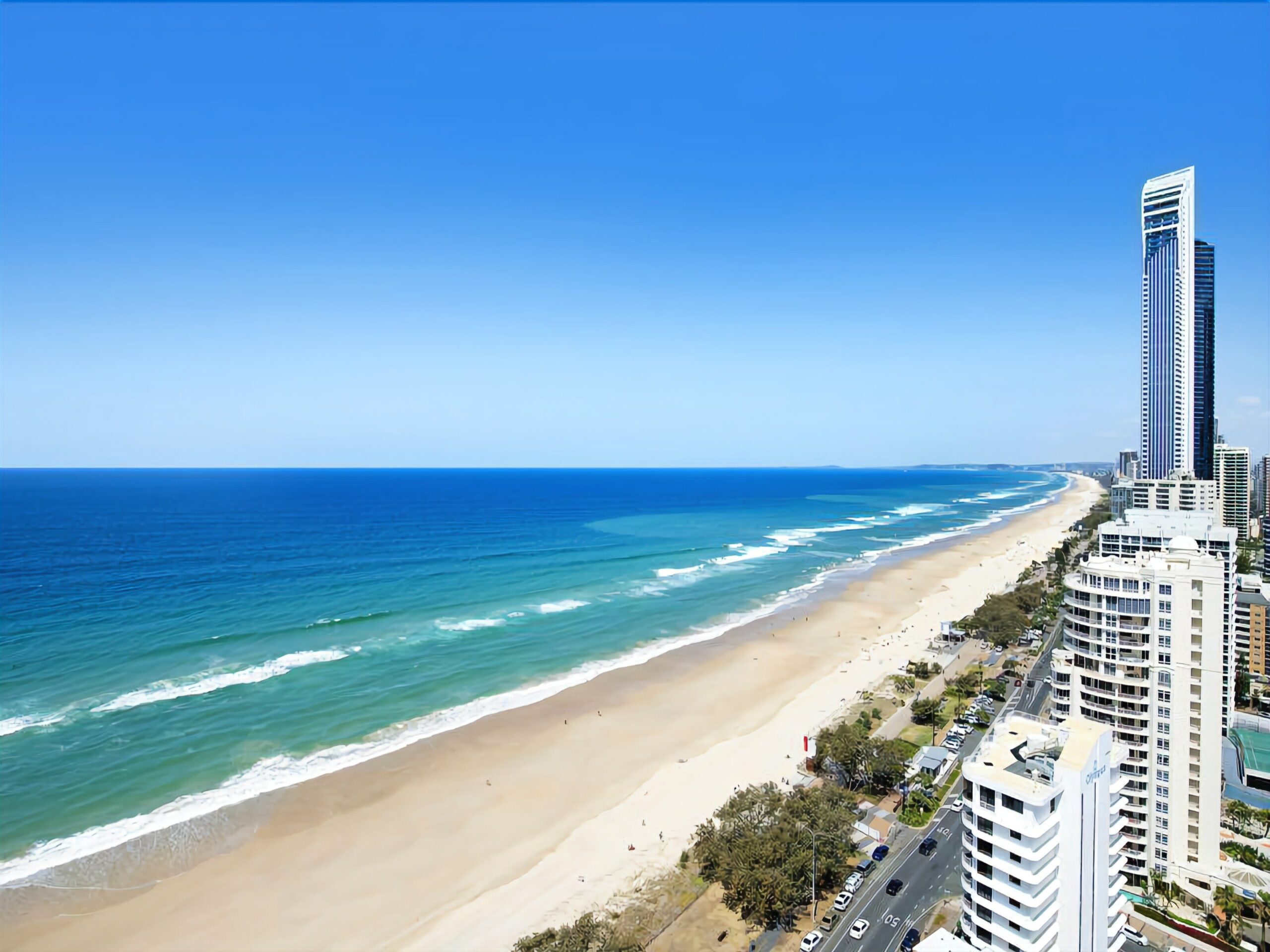 Absolute Beachfront 2 bed Imperial. Surf, Surfers Paradise