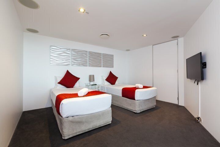 Spacious Stylish Four Bedroom Executive Apartment in the Heart of Surfers Paradise Q1 Resort & Spa