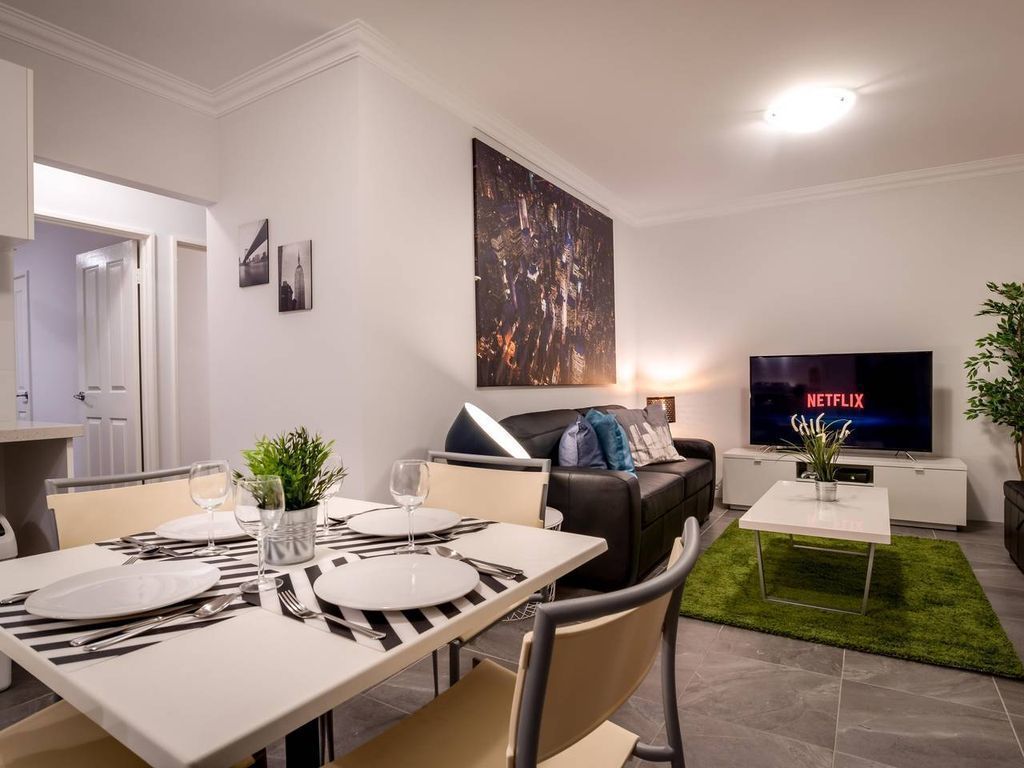 ⚡️VIP Stays NYC Styled Apt near PERTH CBD  Now