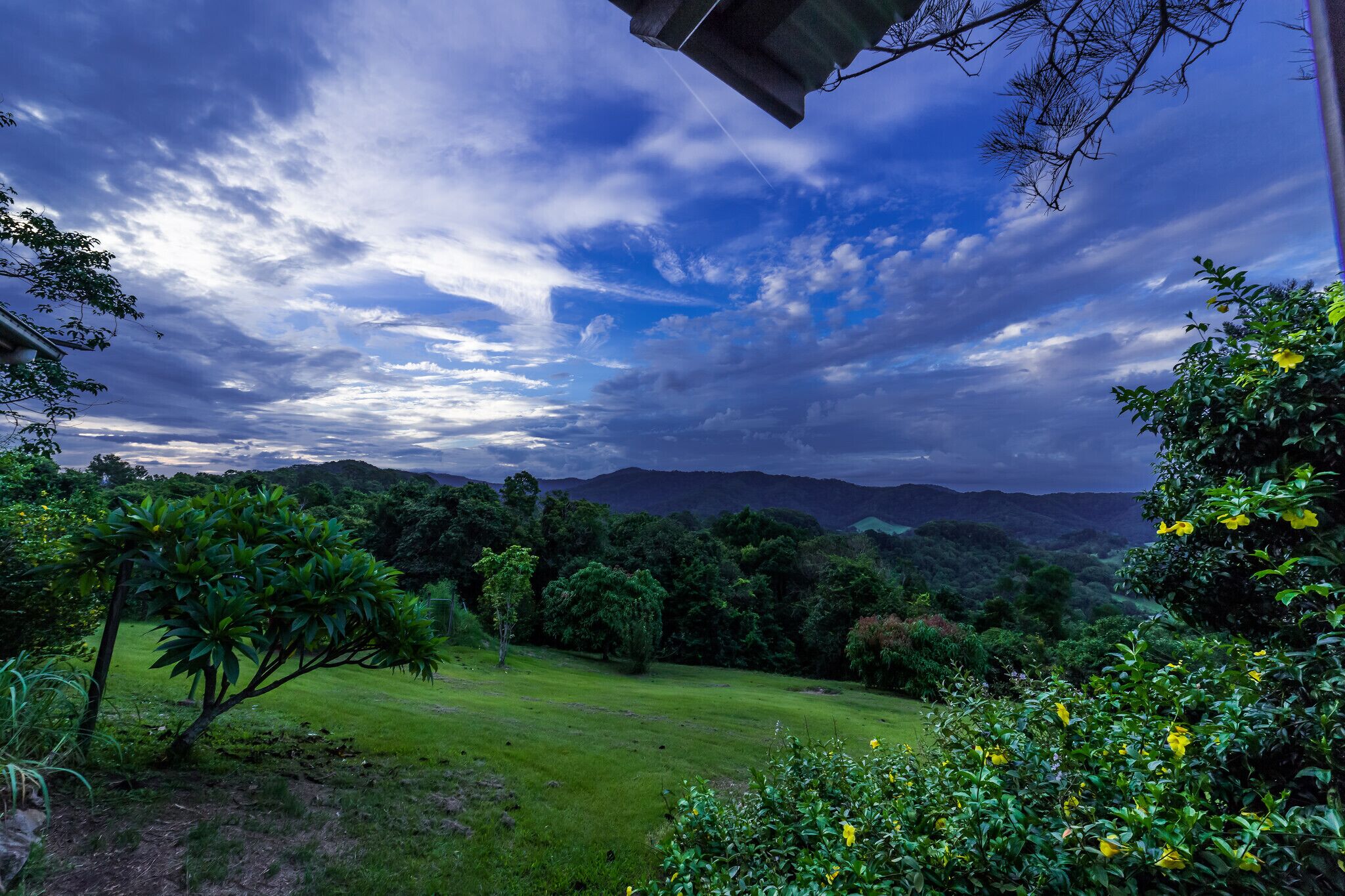 Eagles Nest - best views in Byron