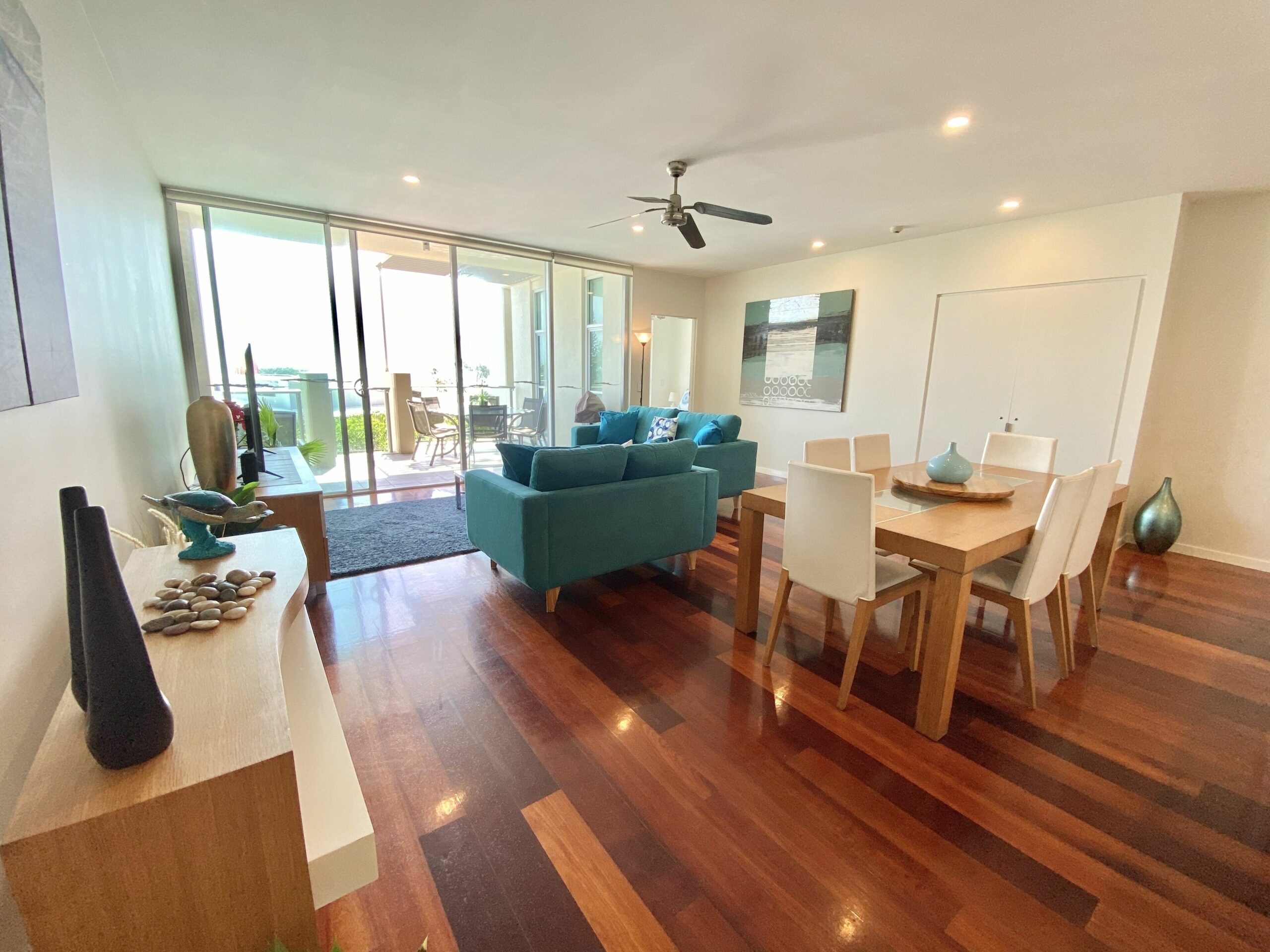 Absolute Beachfront - Cabarita Beachfront - Ocean Views - 3 Bed Apartment