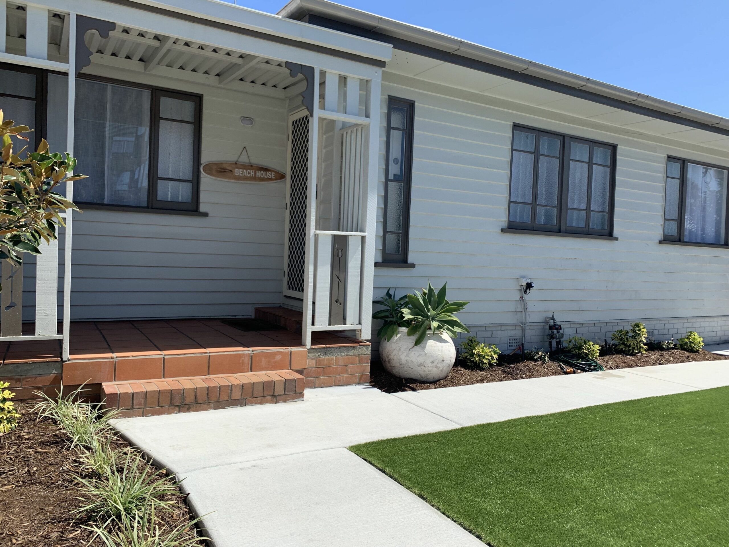 Pet Friendly Gold Coast Broadwater Cottage