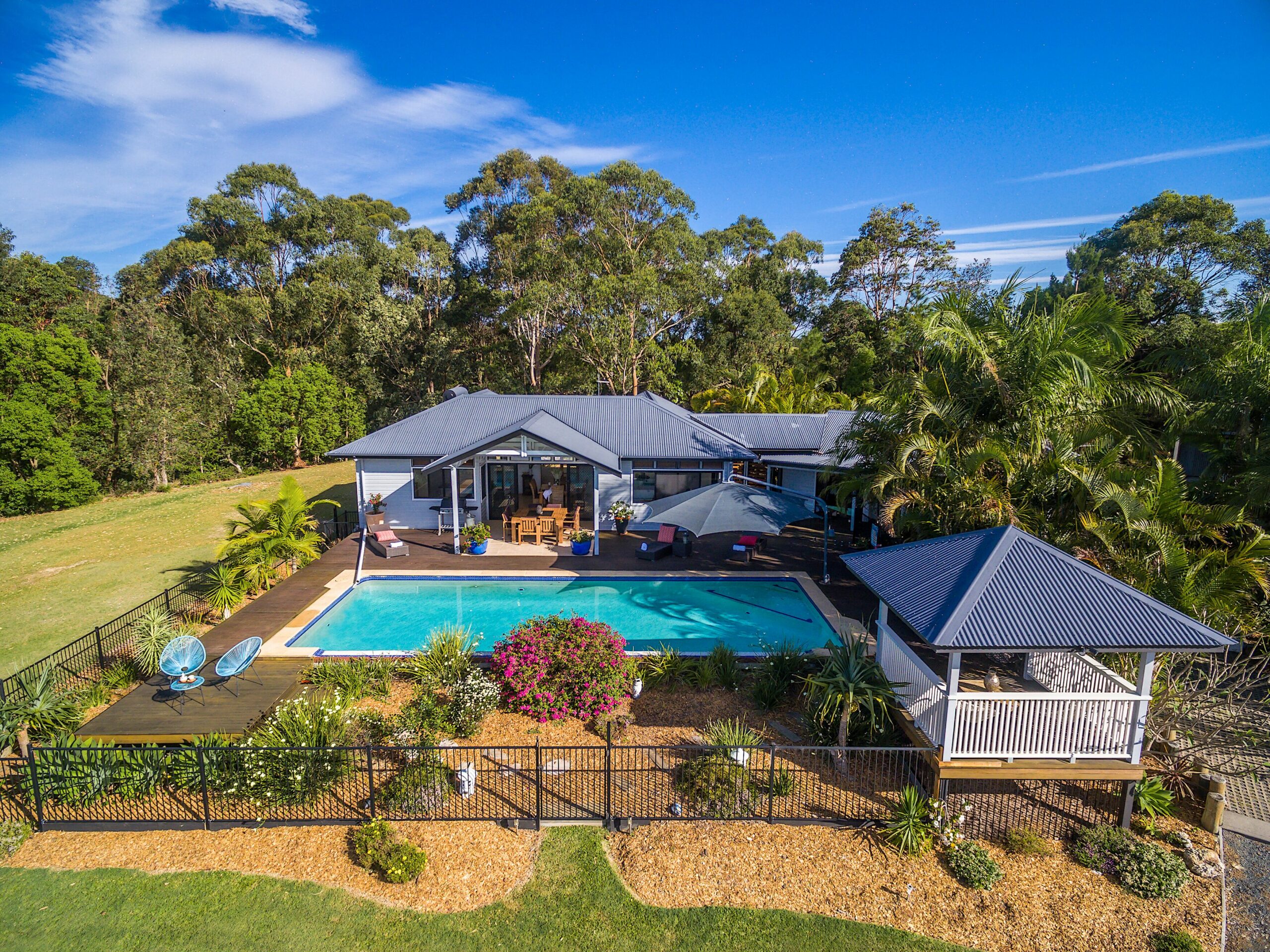 Luxury Hinterland Retreat close to Byron Bay, Suffolk Park and Lennox Head