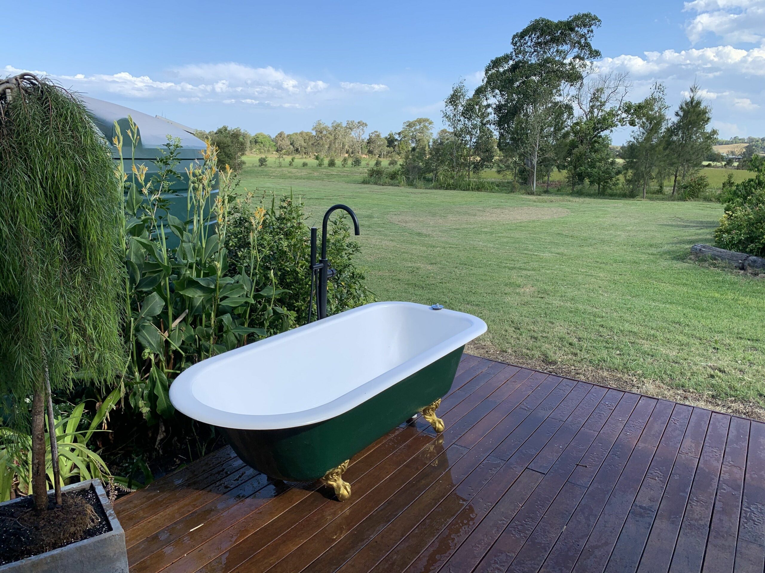 Private riverside retreat on Lismore outskirts