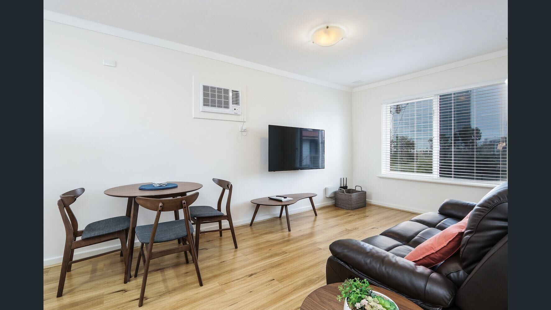 Burswood Home Free Parking, Wifi AND Netflix