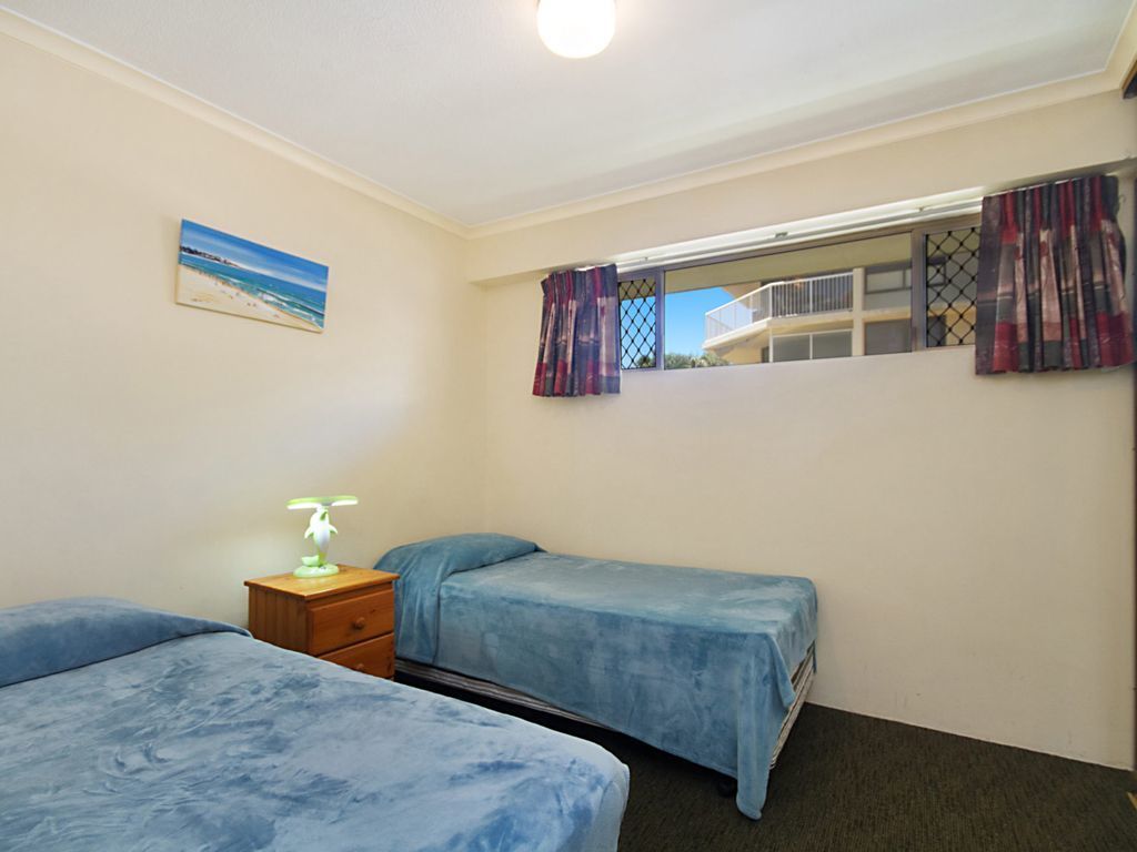 Cobden Court Unit 5 Awesome location walking distance to Rainbow Bay and Snapper Beaches