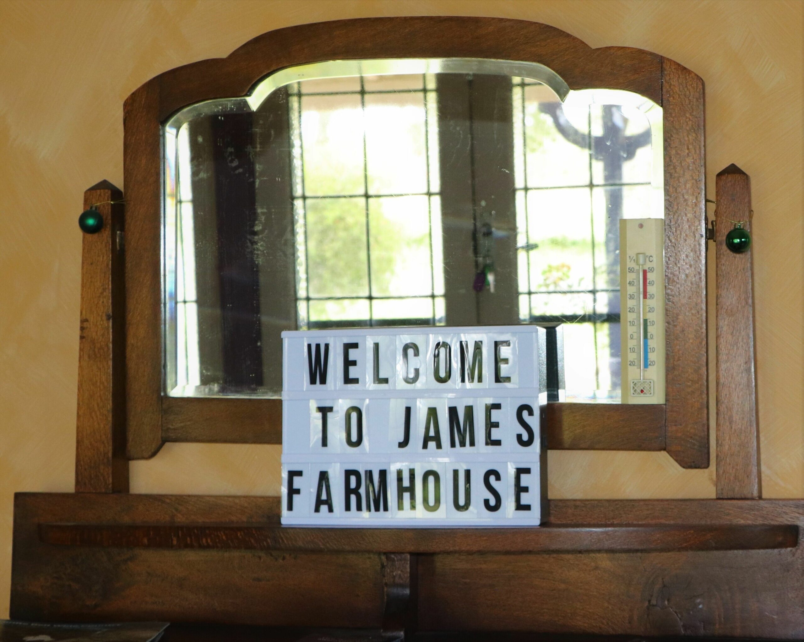 James' Farmhouse Ballandean