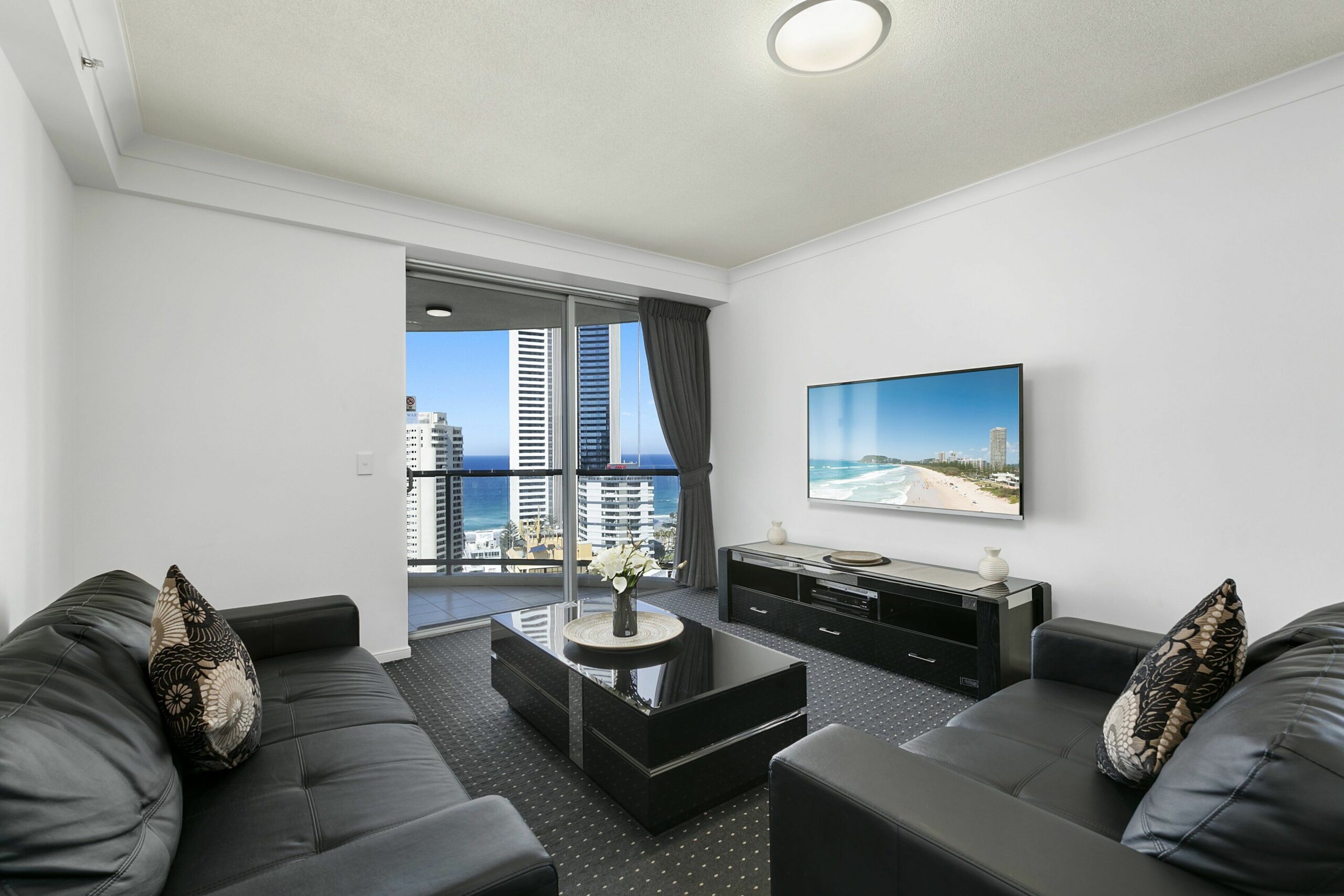 Partment 1185 for the Ultimate Surfers Paradise Holiday Experience