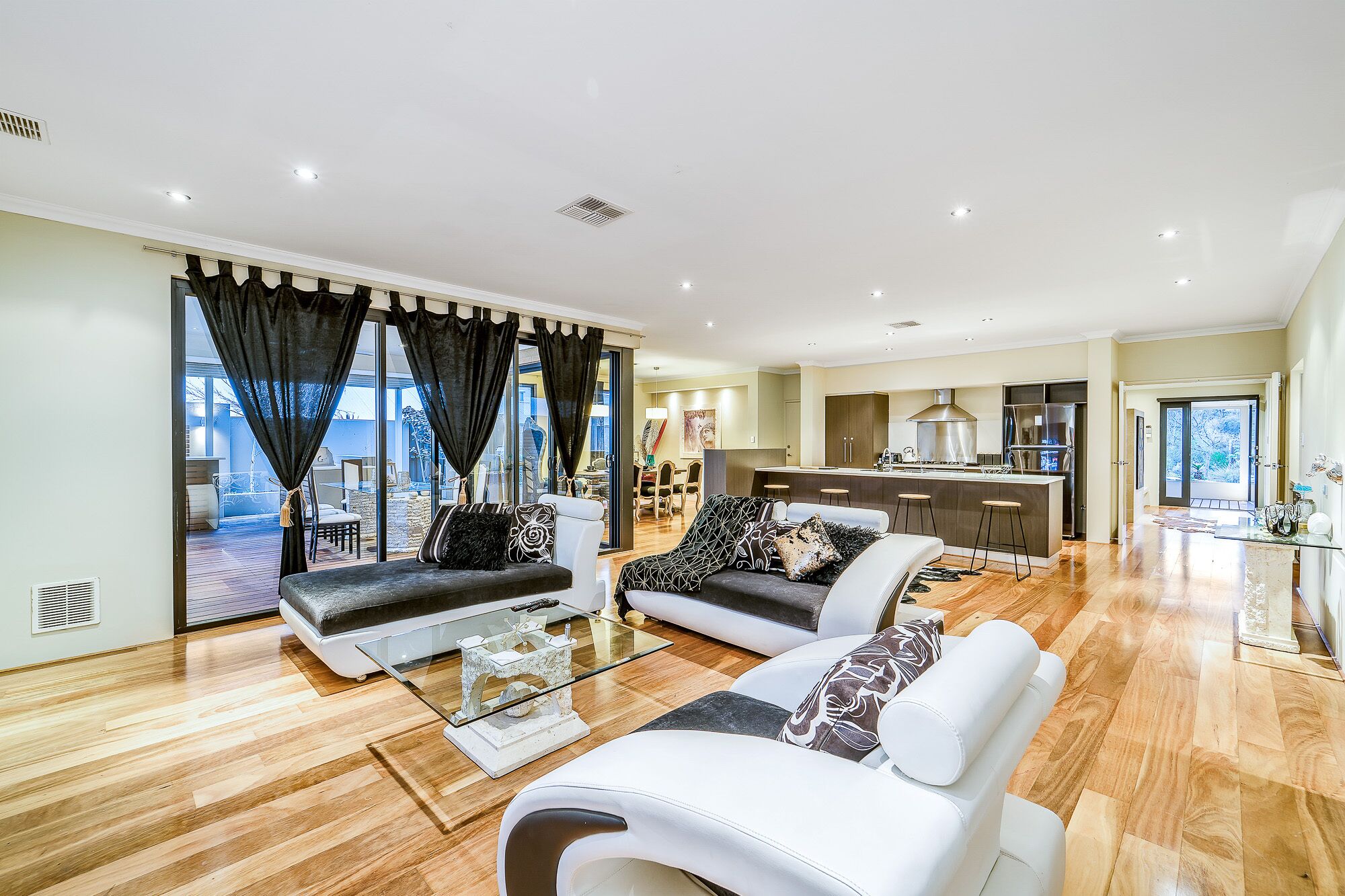 The Royal Statement With Luxury in the Heart of Swan Valley of Perth