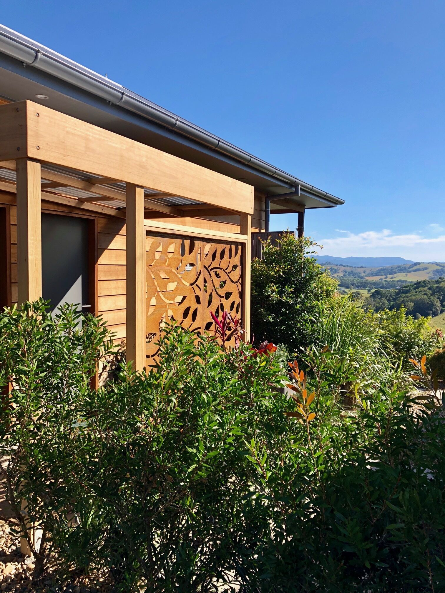 Escape to Bangalow, Byron Hinterland Accommodation With Stunning Views