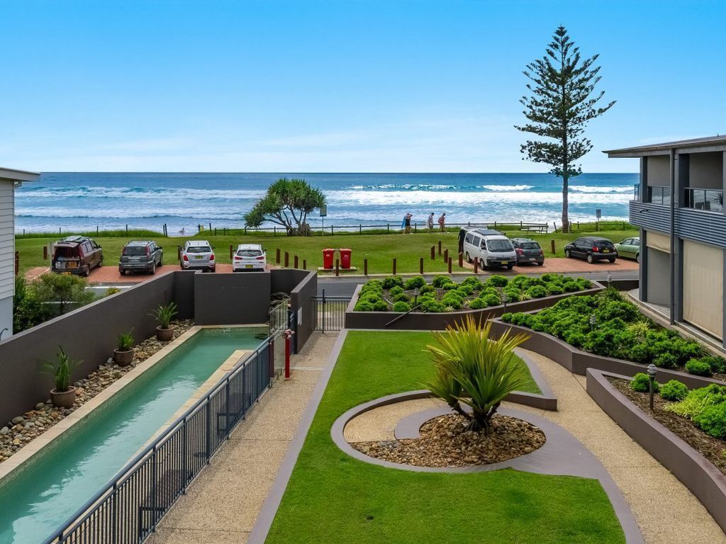 Sea Spray - Lennox Head