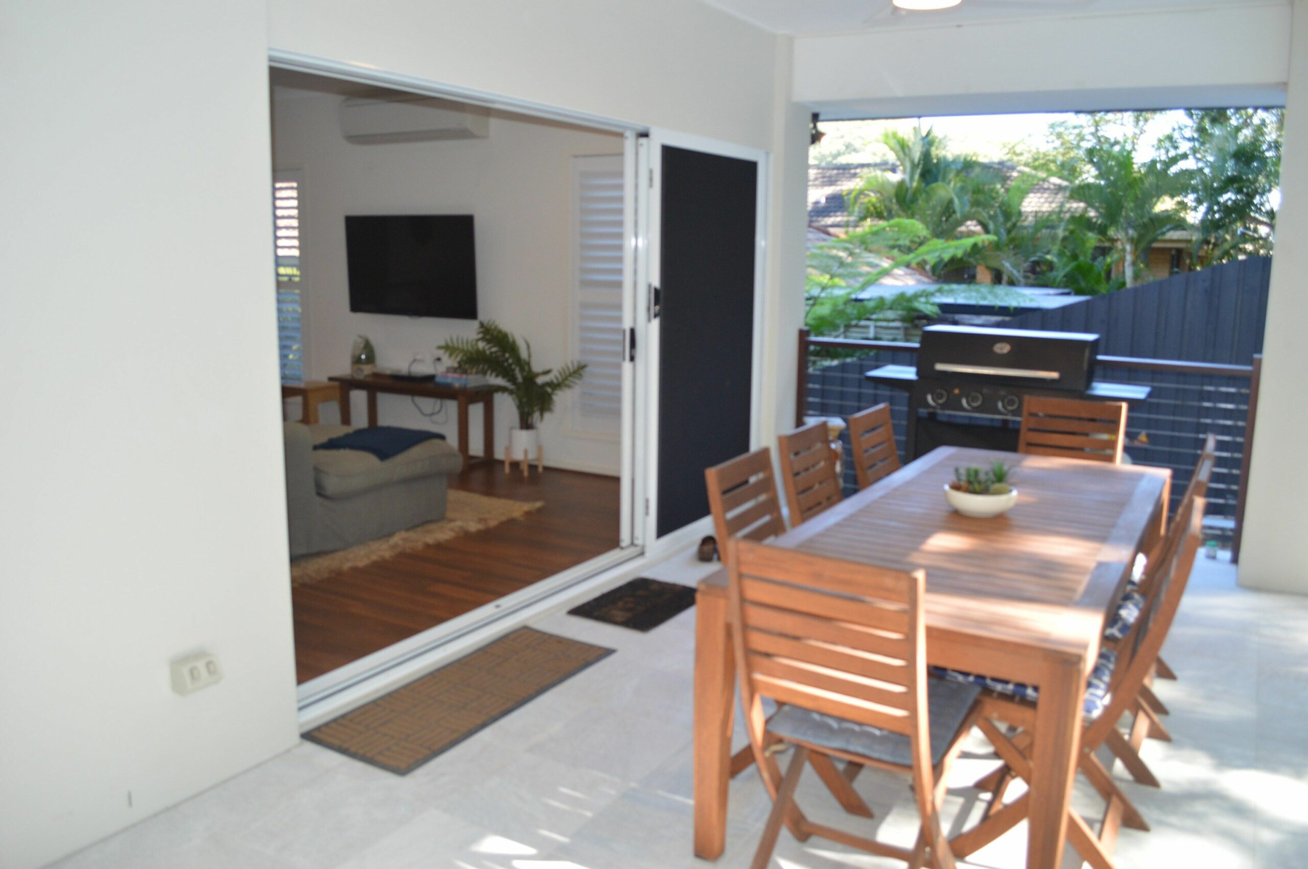 Burleigh Beach House, Wifi, Pool, Dogfriendly