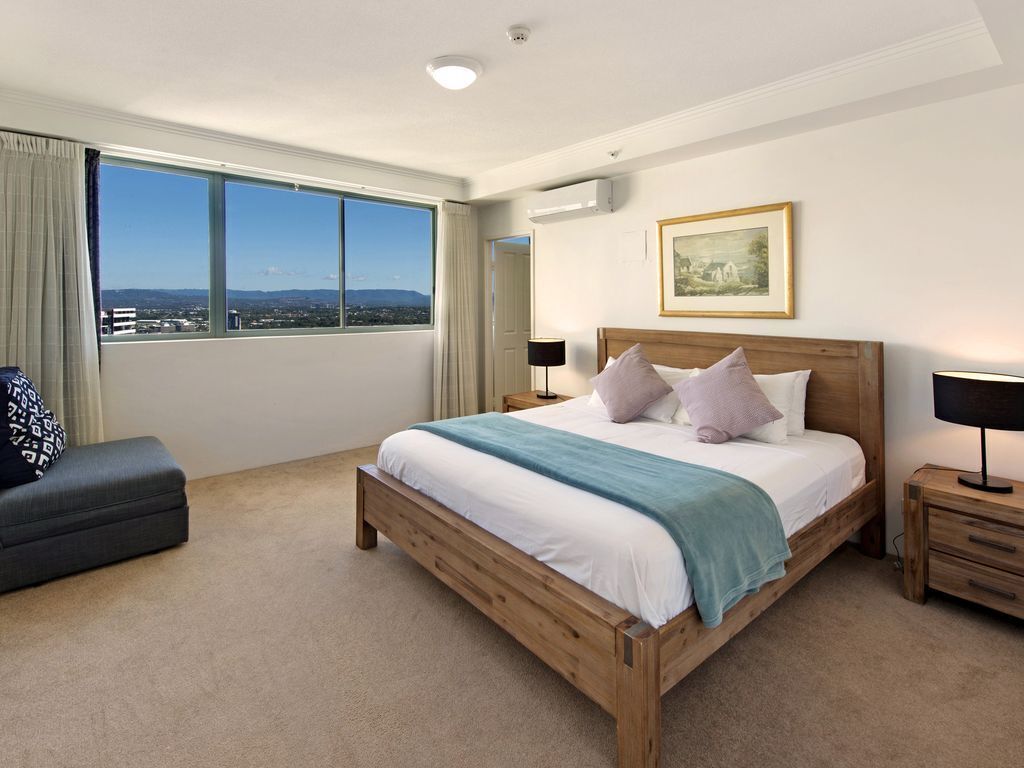 Surfers Paradise Luxury Holiday Apartment Ocean Prestige