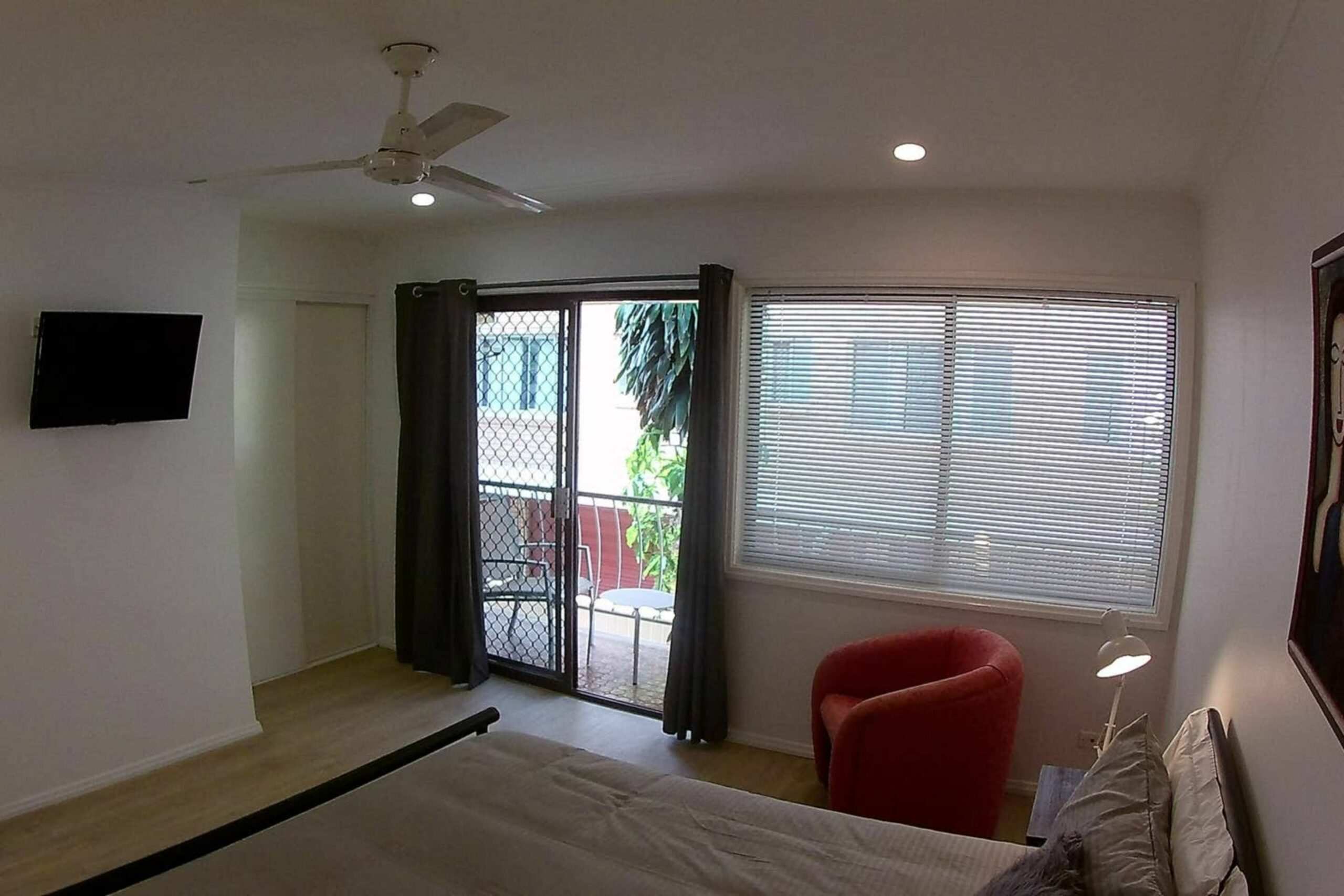 2 Bedroom Apartment in Surfers Central