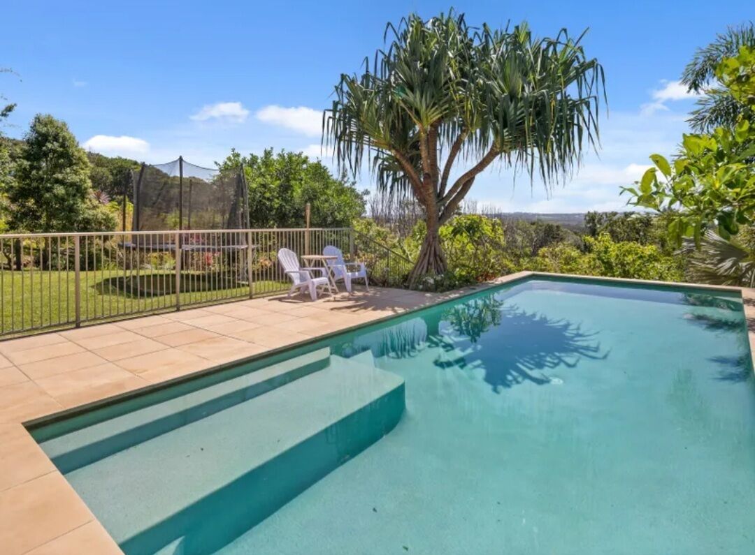 Large Luxury Lennox Beachhouse Near Byron