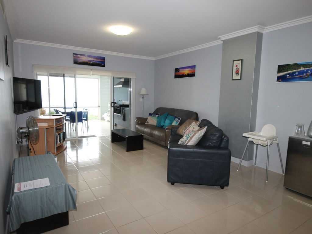 Tangalooma Beach Front Apartment 4