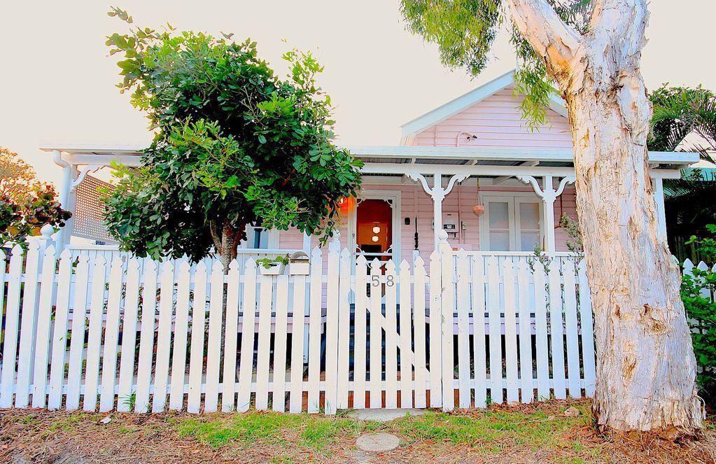 Beach House in the Heart of Byron Bay!