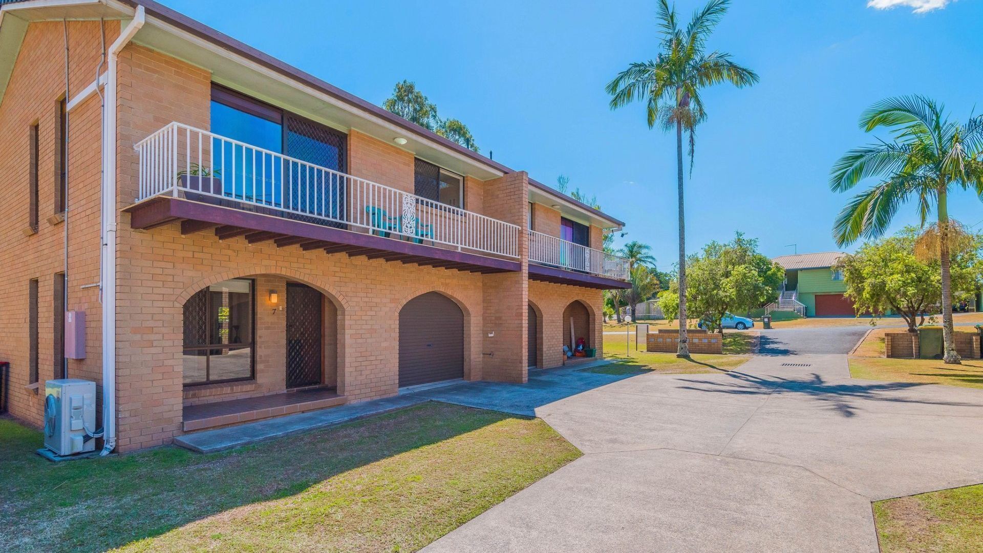 Ced49/7 - Bushland Townhouse With Swimming Pool AND Aircon